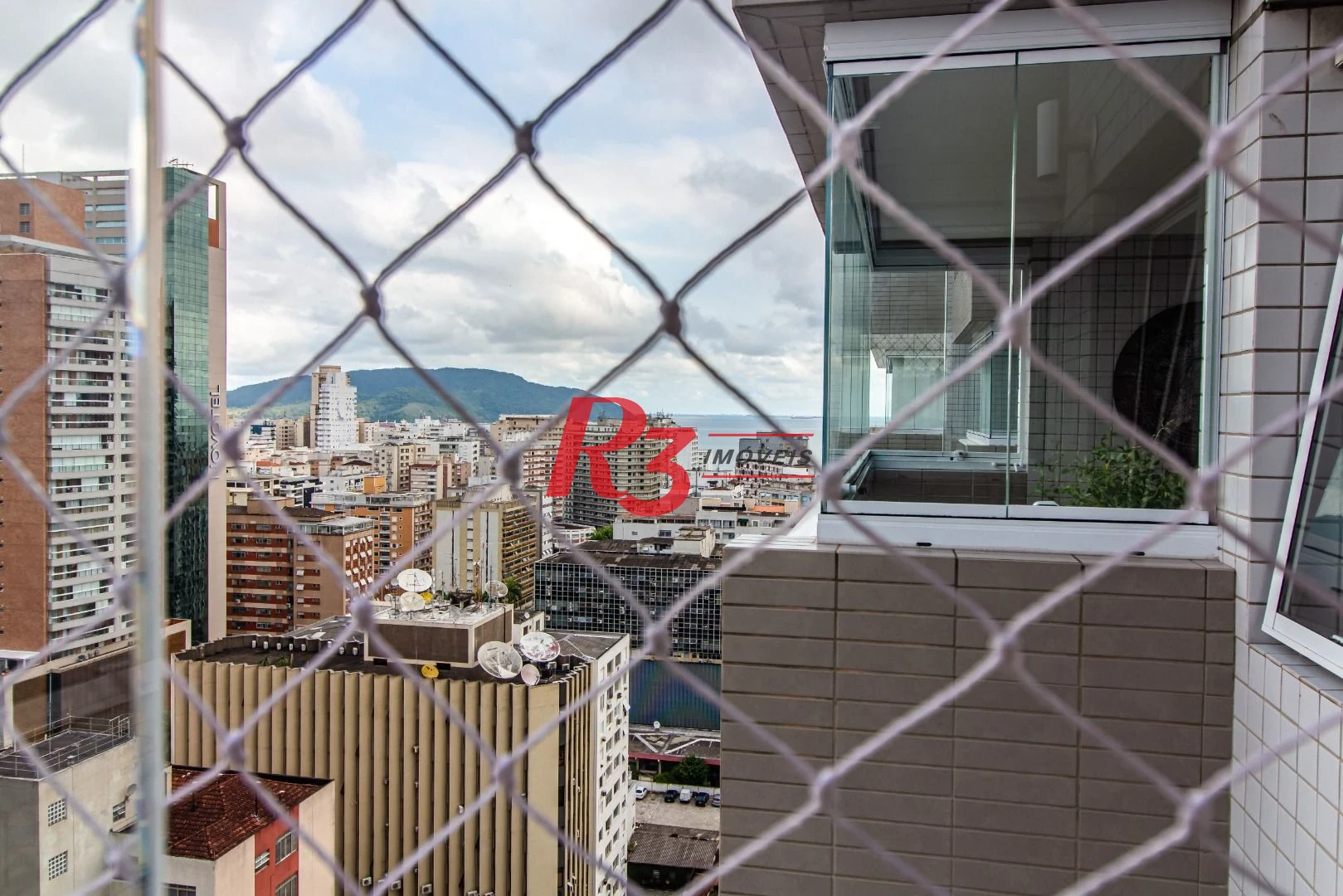 Apartamento à venda, 84 m² por R$ 1.250.000,00 - Gonzaga - Santos/SP