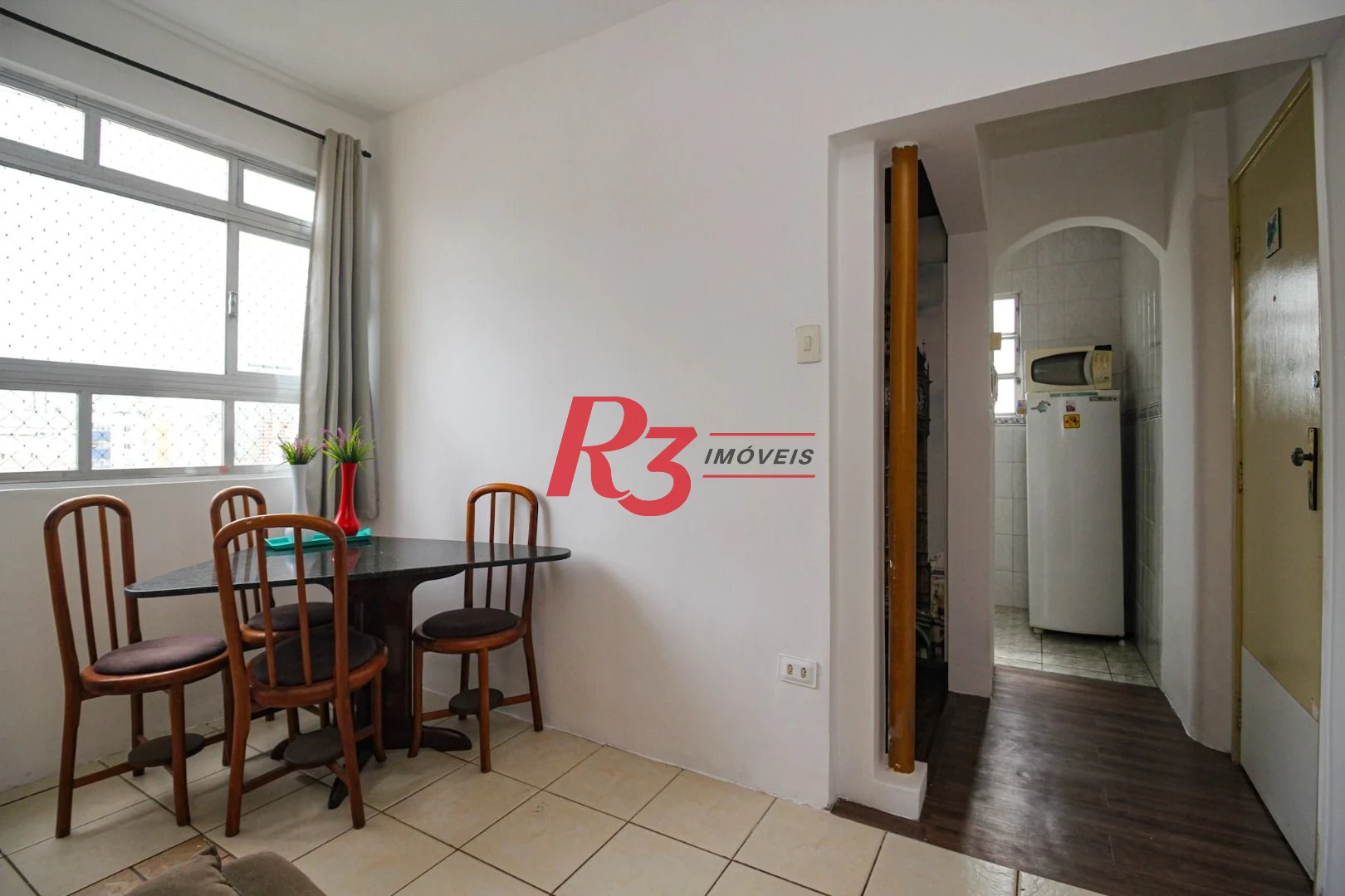 Apartamento com 1 dormitório para alugar, 40 m² por R$ 3.000,00/mês - Ponta da Praia - Santos/SP