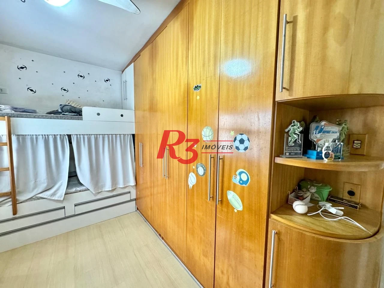 Apartamento com 2 dormitórios à venda, 79 m² por R$ 530.000,00 - Ponta da Praia - Santos/SP