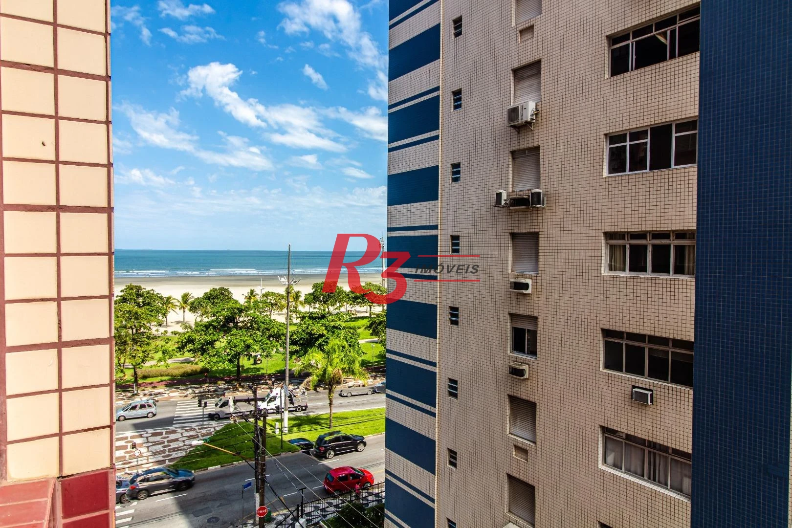Apartamento com 2 dormitórios para alugar, 67 m² por R$ 3.950,00/mês - Gonzaga - Santos/SP