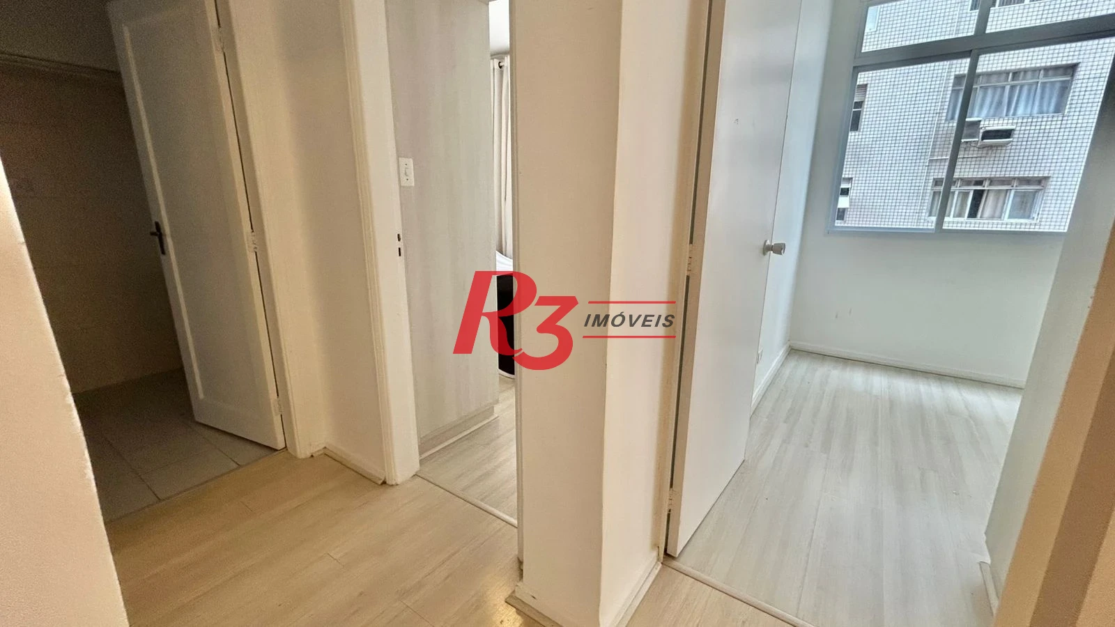 Apartamento com 2 dormitórios para alugar, 67 m² por R$ 3.950,00/mês - Gonzaga - Santos/SP