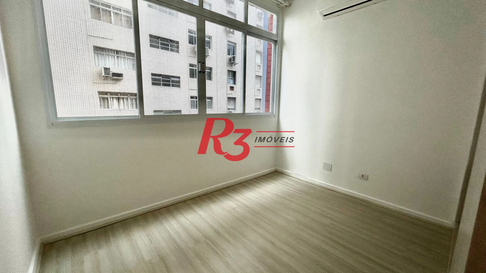 Apartamento com 2 dormitórios para alugar, 67 m² por R$ 3.950,00/mês - Gonzaga - Santos/SP