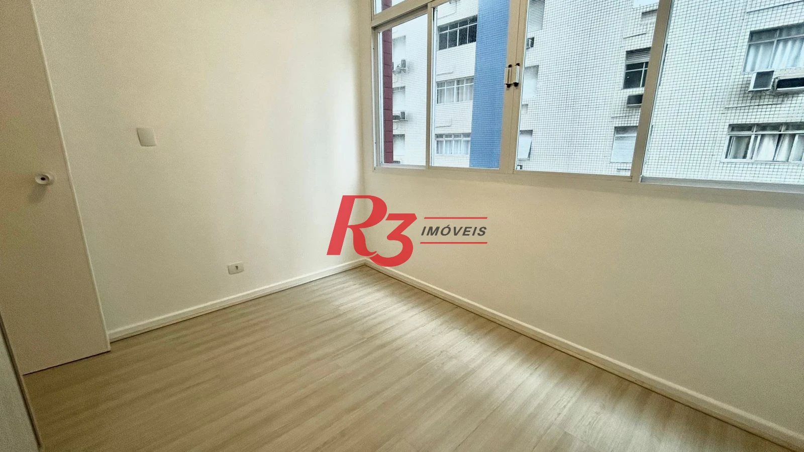 Apartamento com 2 dormitórios para alugar, 67 m² por R$ 3.950,00/mês - Gonzaga - Santos/SP