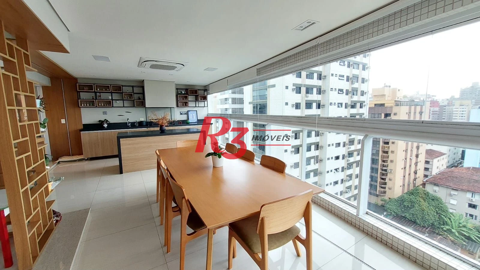 APARTAMENTO ALTO PADRÃO À VENDA NO BAIRRO DA APARECIDA EM SANTOS/SP