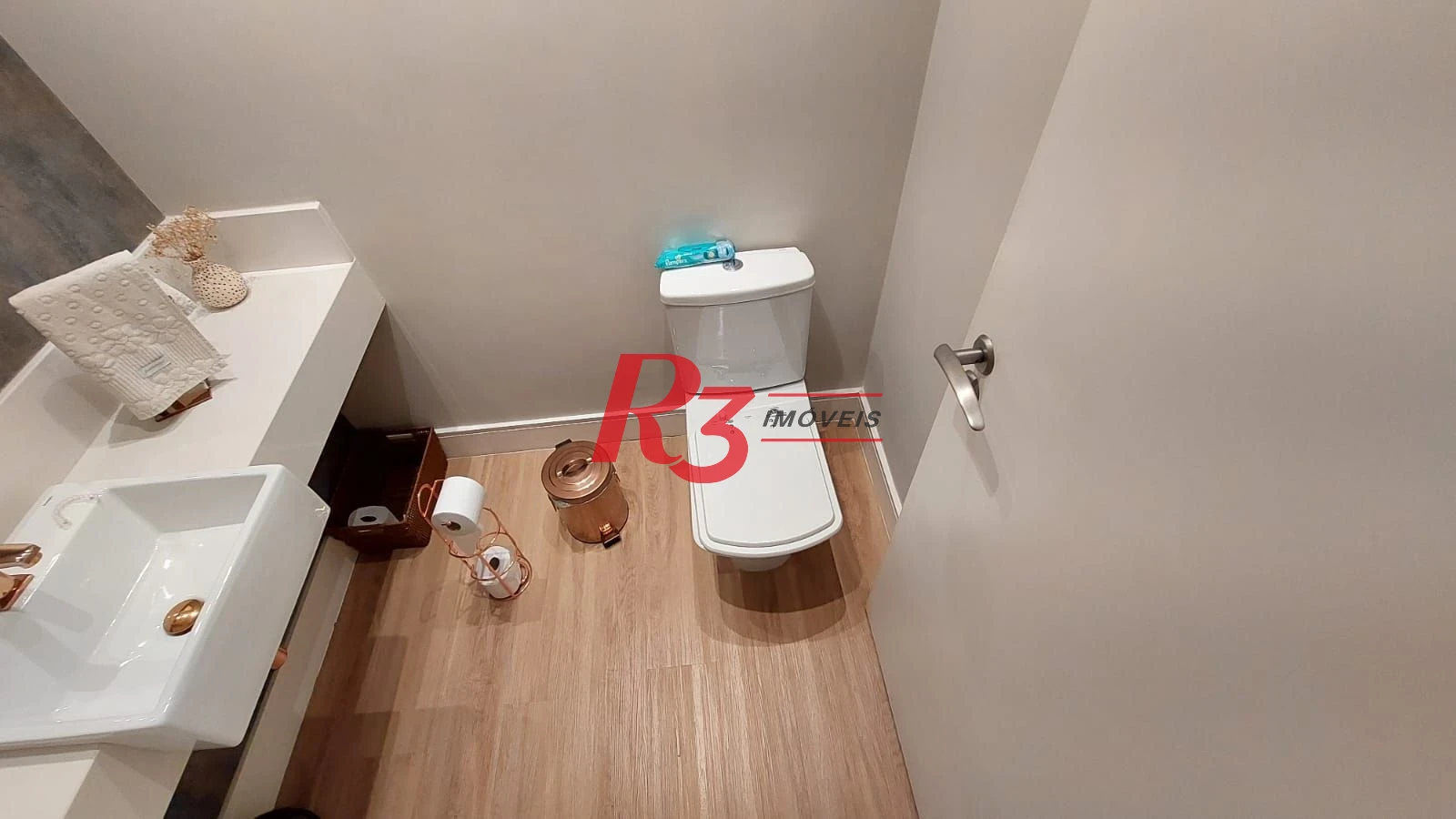 APARTAMENTO ALTO PADRÃO À VENDA NO BAIRRO DA APARECIDA EM SANTOS/SP