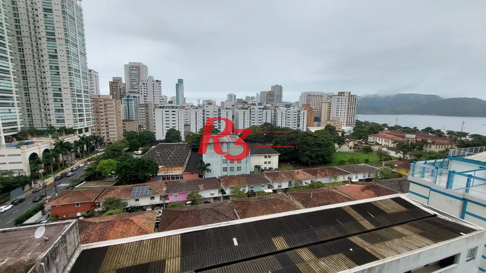 APARTAMENTO ALTO PADRÃO À VENDA NO BAIRRO DA APARECIDA EM SANTOS/SP