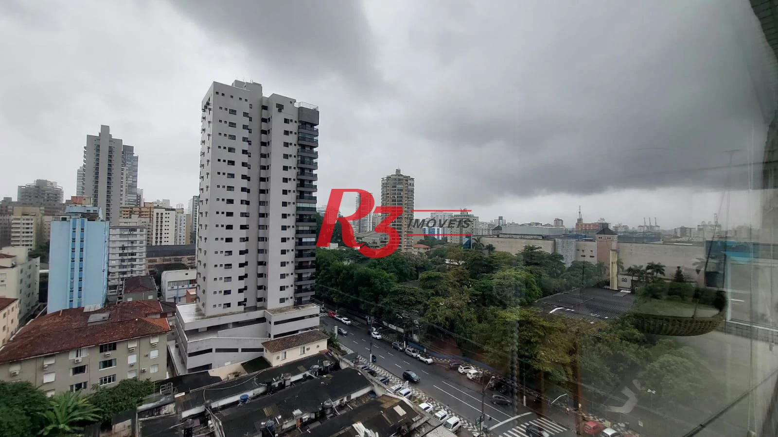 APARTAMENTO ALTO PADRÃO À VENDA NO BAIRRO DA APARECIDA EM SANTOS/SP
