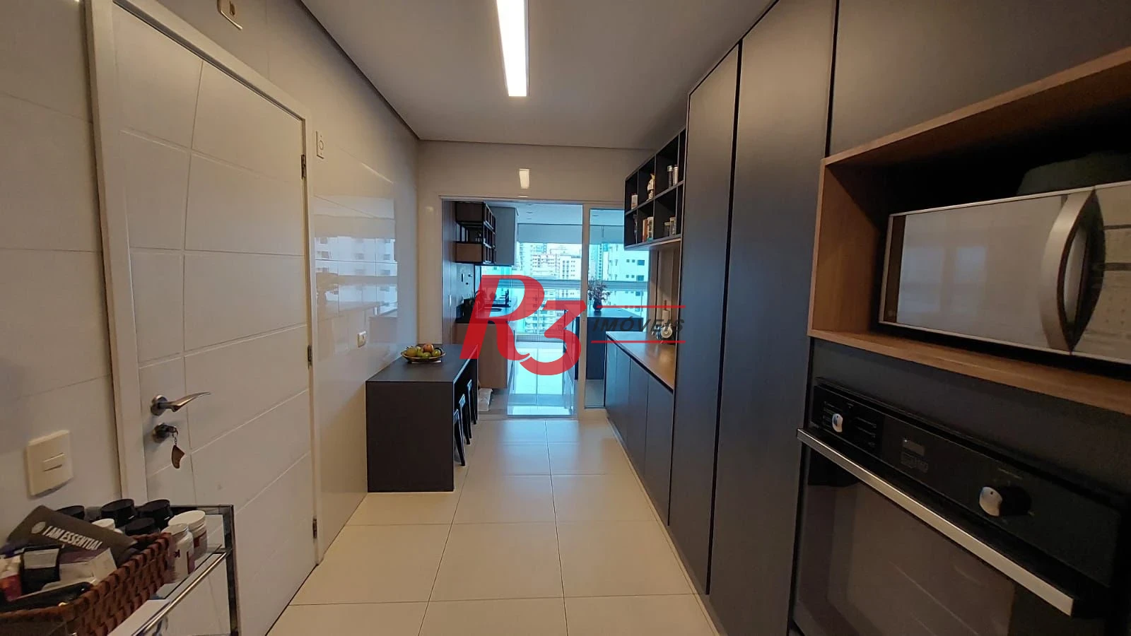 APARTAMENTO ALTO PADRÃO À VENDA NO BAIRRO DA APARECIDA EM SANTOS/SP