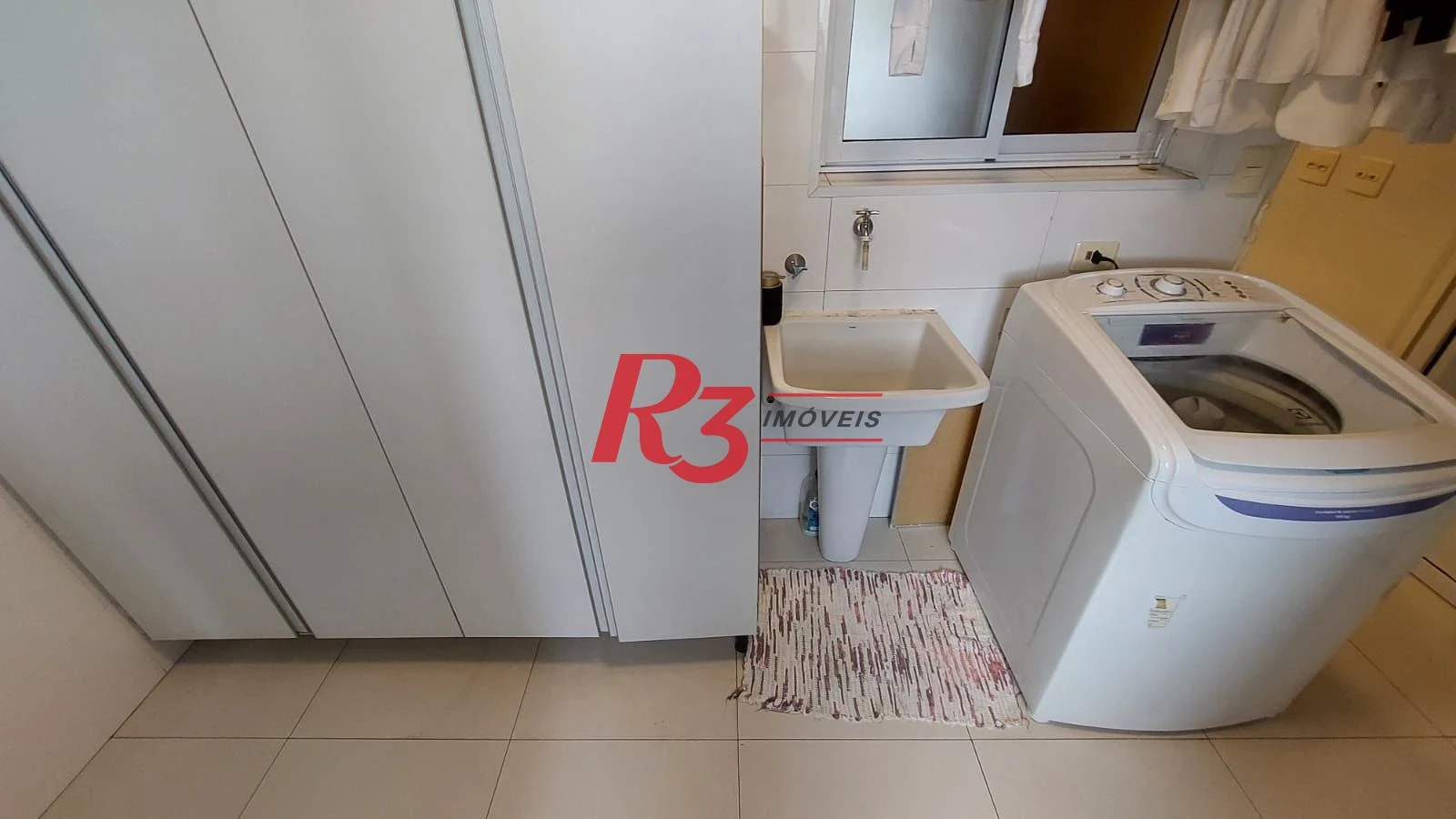 APARTAMENTO ALTO PADRÃO À VENDA NO BAIRRO DA APARECIDA EM SANTOS/SP