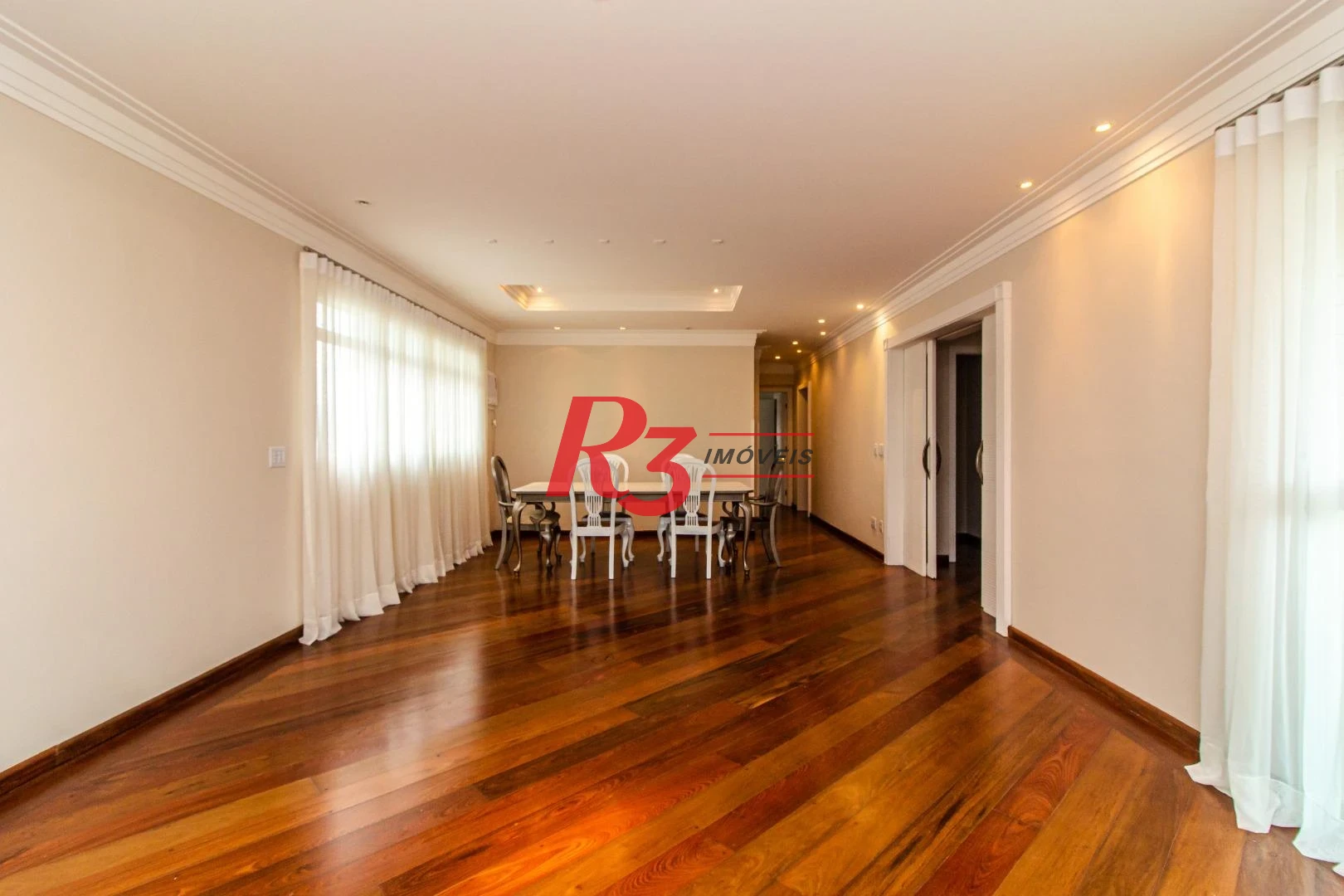 Apartamento com 3 dormitórios para alugar, 180 m² por R$ 10.800,02/mês - Boqueirão - Santos/SP