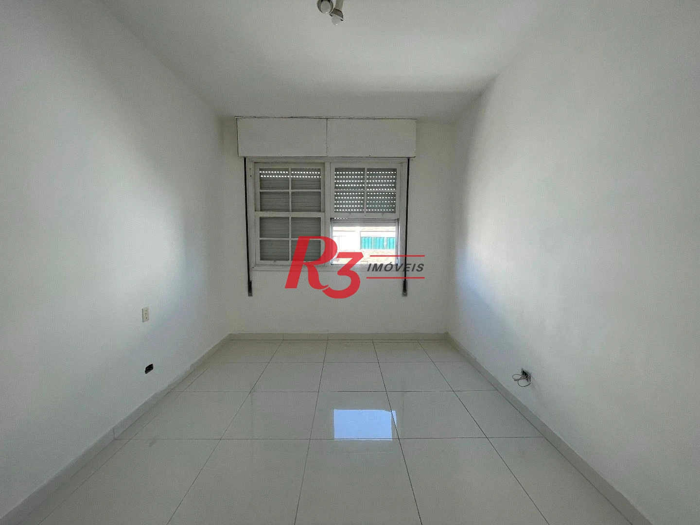 Apartamento para alugar, 81 m² - Gonzaga - Santos/SP