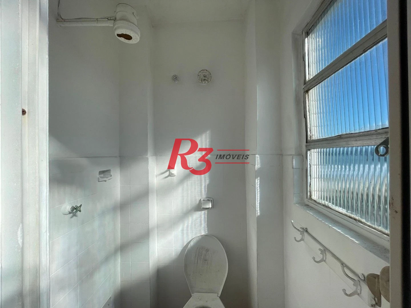 Apartamento para alugar, 81 m² - Gonzaga - Santos/SP