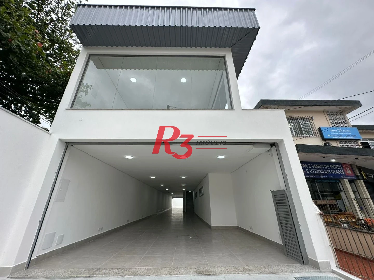 Loja, 550 m² - venda por R$ 3.500.000,00 ou aluguel por R$ 26.050,00/mês - Encruzilhada - Santos/SP