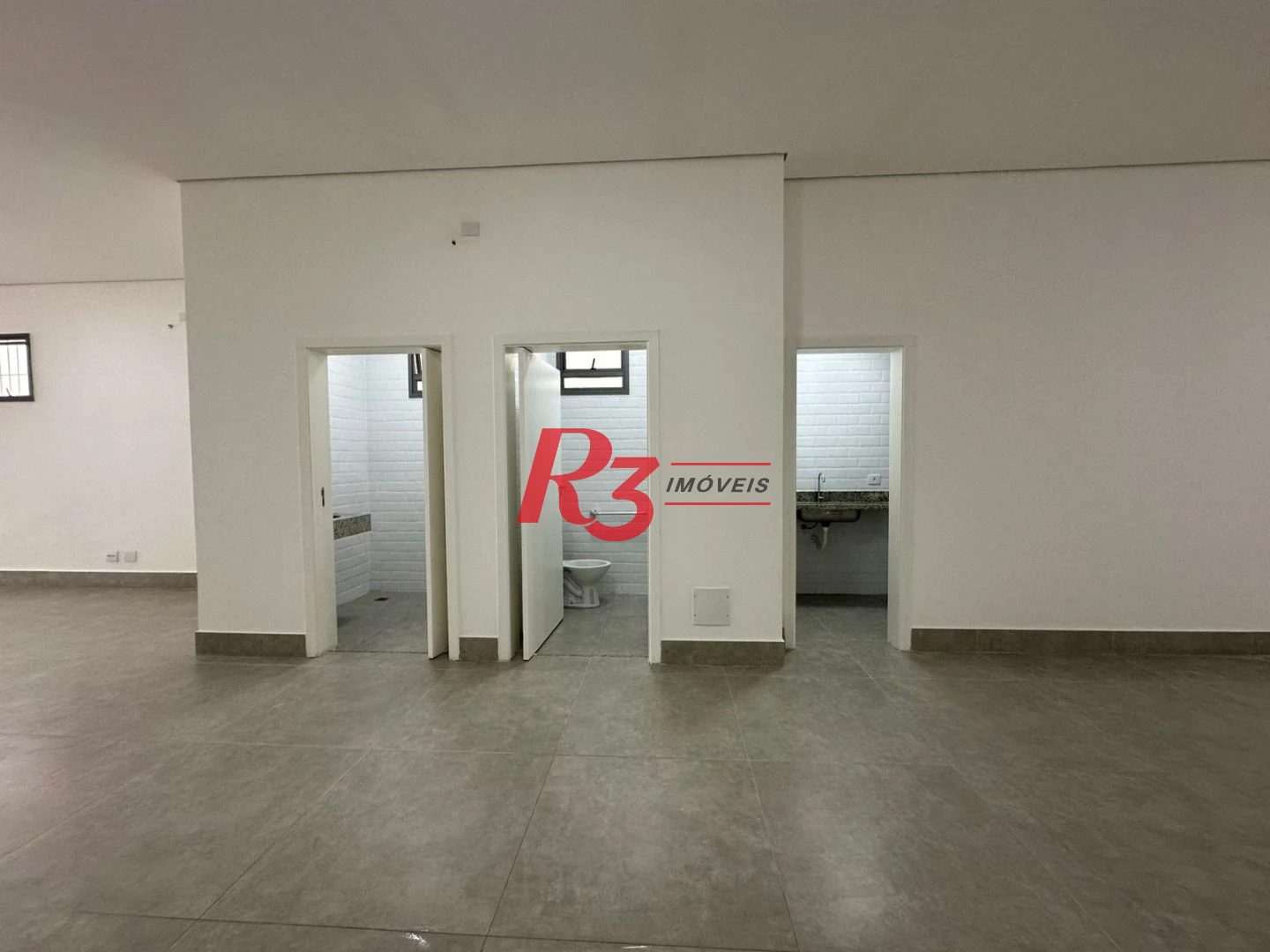 Loja, 550 m² - venda por R$ 3.500.000,00 ou aluguel por R$ 26.050,00/mês - Encruzilhada - Santos/SP