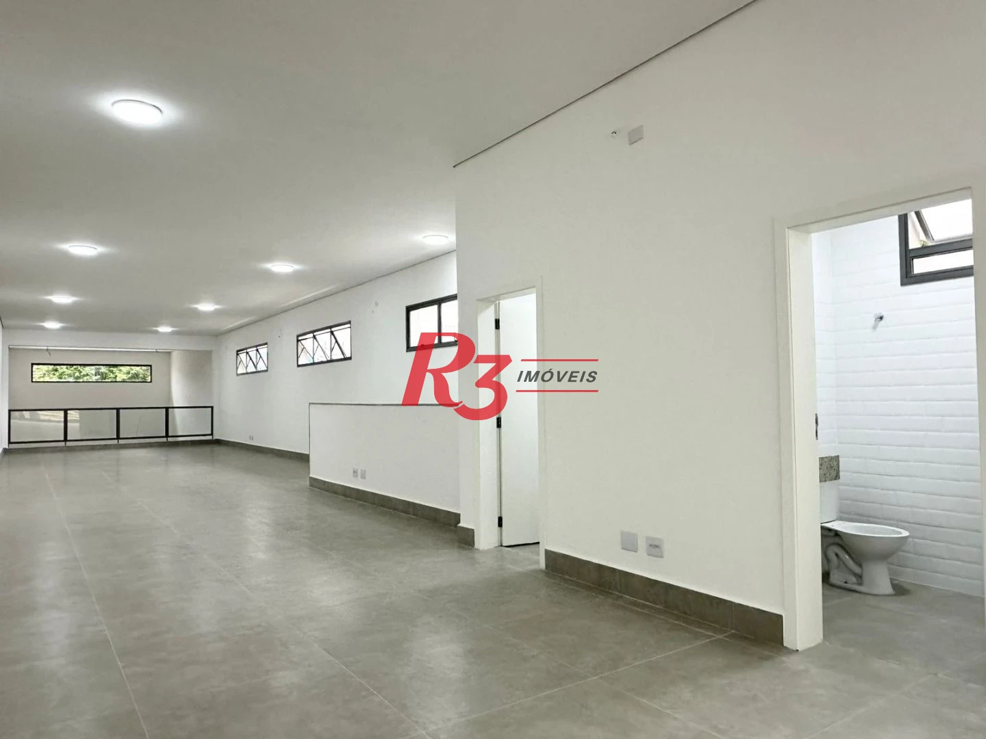 Loja, 550 m² - venda por R$ 3.500.000,00 ou aluguel por R$ 26.050,00/mês - Encruzilhada - Santos/SP