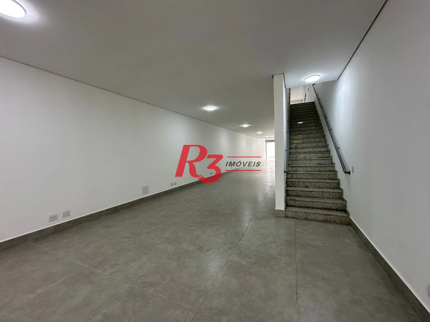 Loja, 550 m² - venda por R$ 3.500.000,00 ou aluguel por R$ 26.050,00/mês - Encruzilhada - Santos/SP