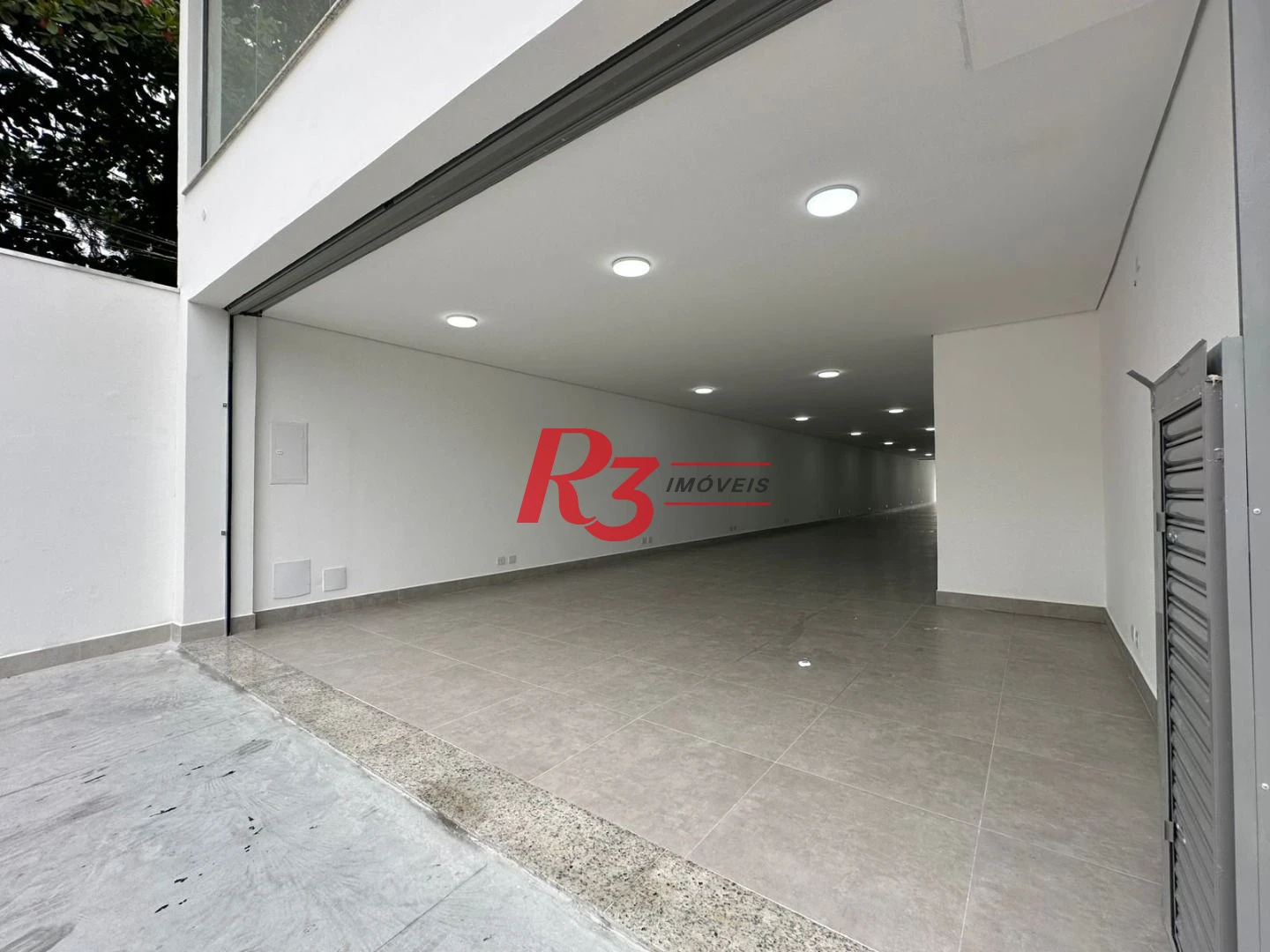 Loja, 550 m² - venda por R$ 3.500.000,00 ou aluguel por R$ 26.050,00/mês - Encruzilhada - Santos/SP