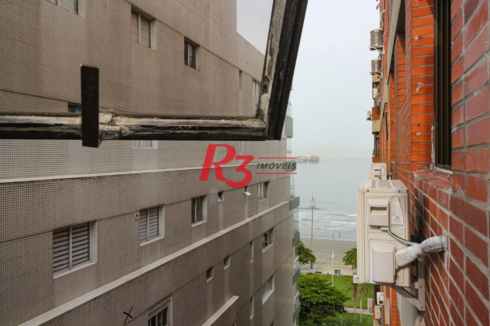 Apartamento com 3 dormitórios à venda, 117 m² por R$ 1.650.000,00 - Boqueirão - Santos/SP