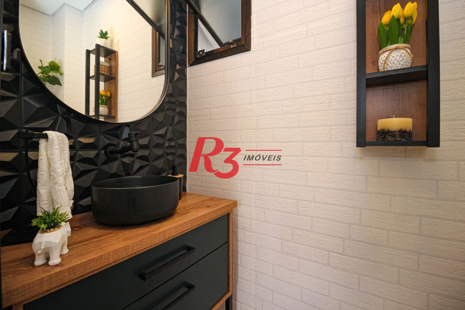 Apartamento com 3 dormitórios à venda, 117 m² por R$ 1.650.000,00 - Boqueirão - Santos/SP