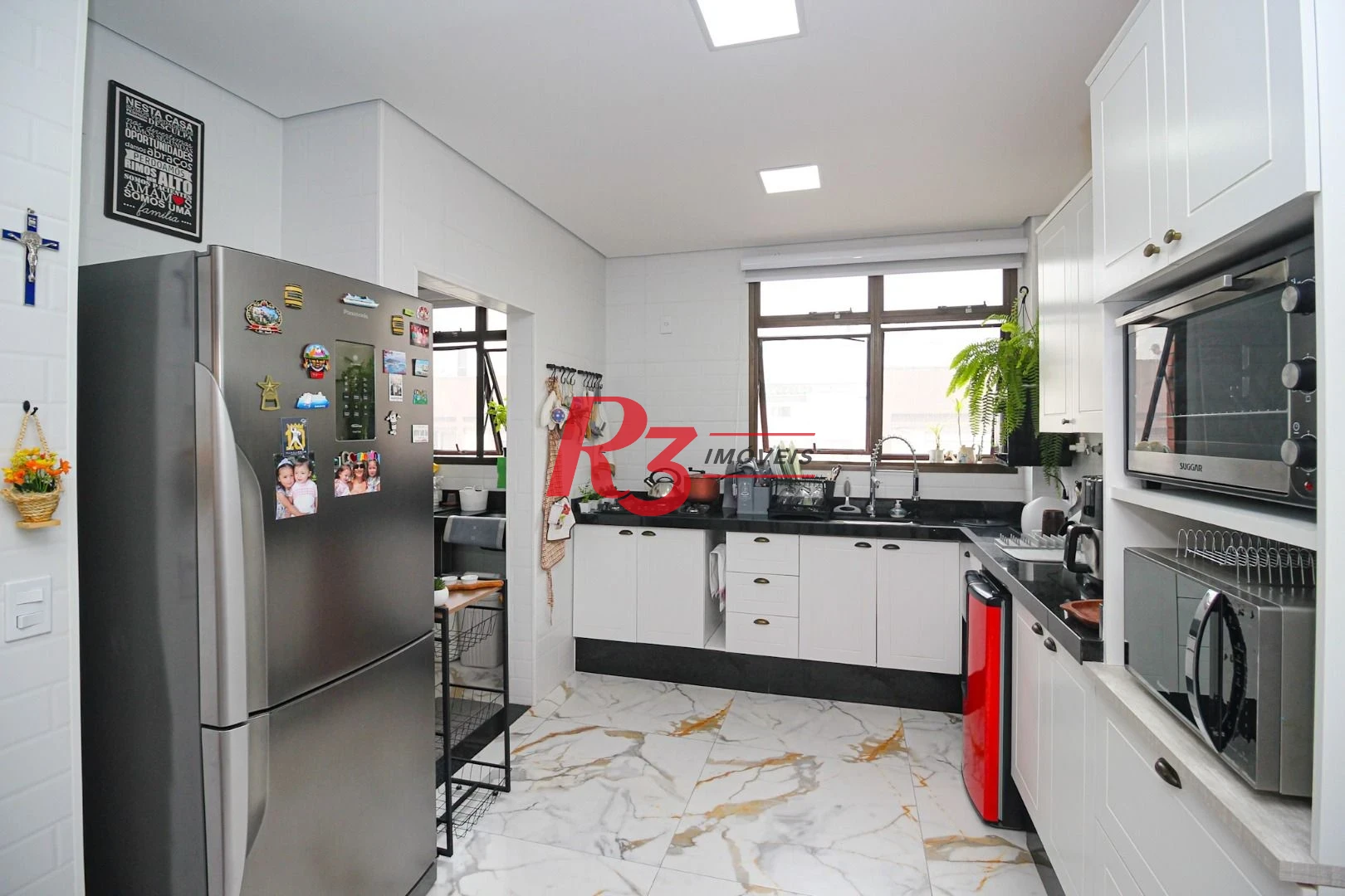 Apartamento com 3 dormitórios à venda, 117 m² por R$ 1.650.000,00 - Boqueirão - Santos/SP