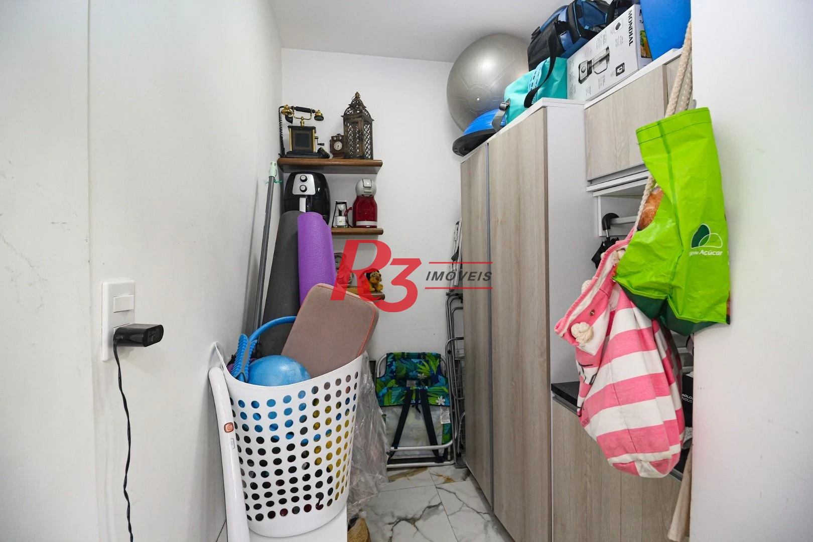 Apartamento com 3 dormitórios à venda, 117 m² por R$ 1.650.000,00 - Boqueirão - Santos/SP