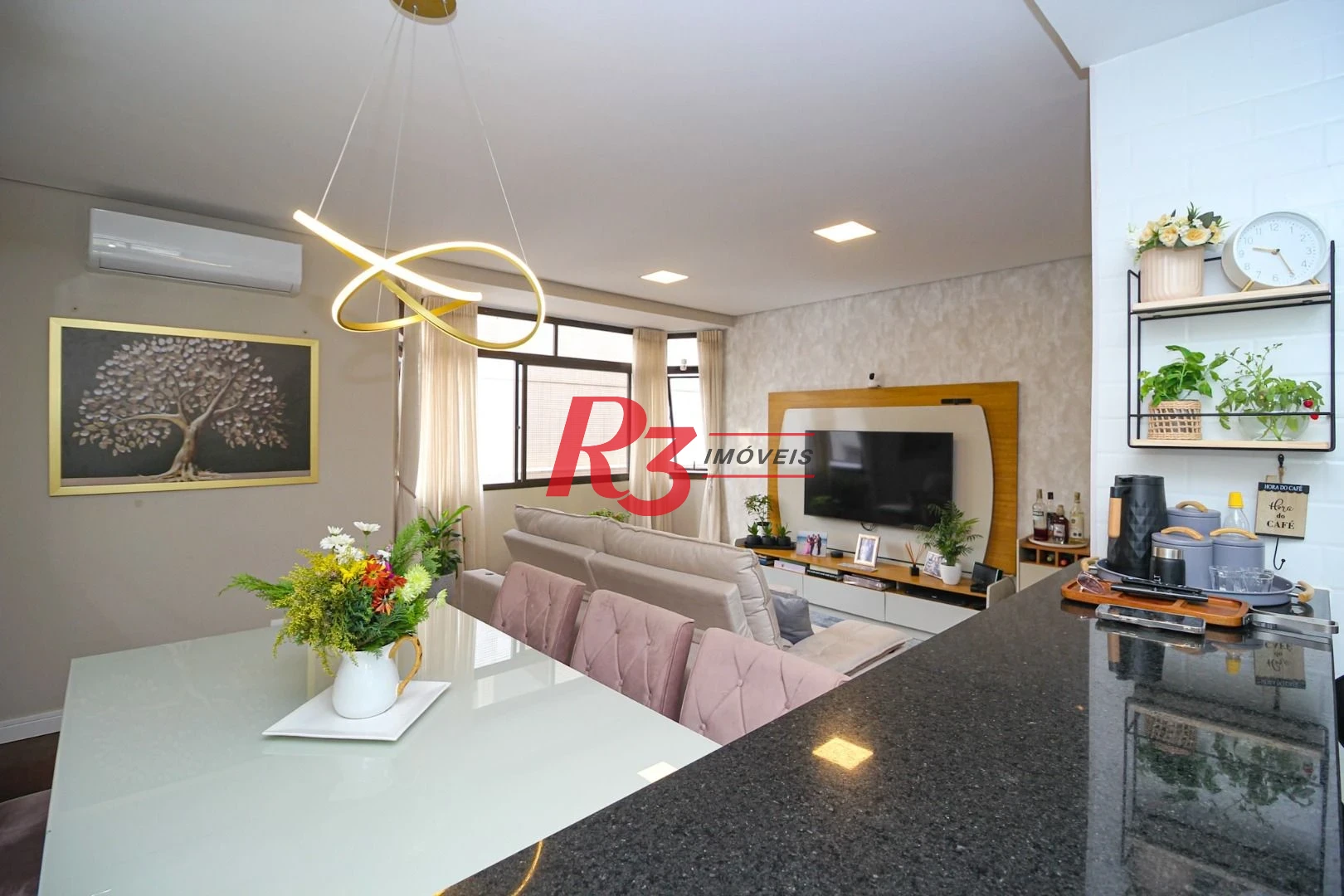 Apartamento com 3 dormitórios à venda, 117 m² por R$ 1.650.000,00 - Boqueirão - Santos/SP