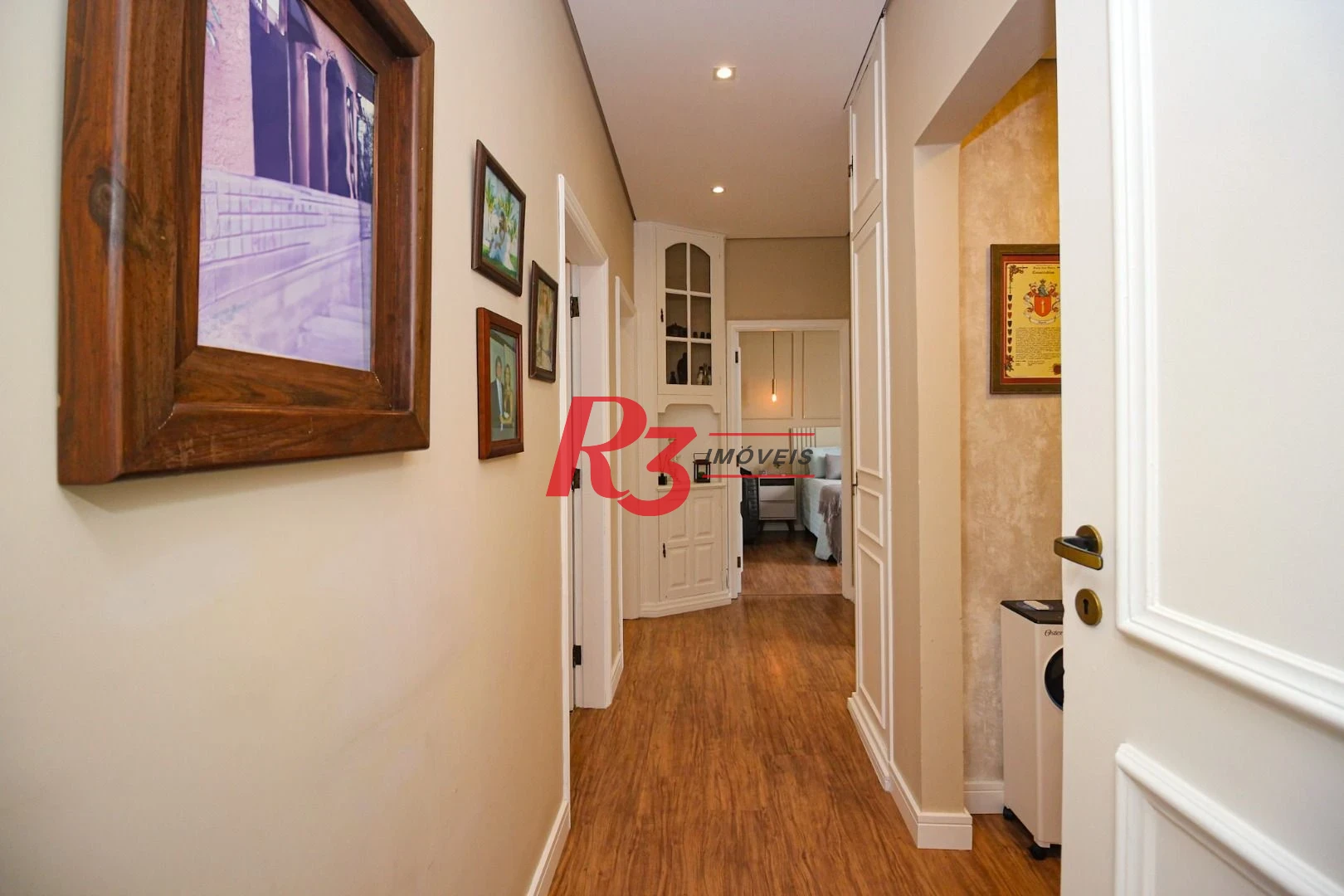 Apartamento com 3 dormitórios à venda, 117 m² por R$ 1.650.000,00 - Boqueirão - Santos/SP