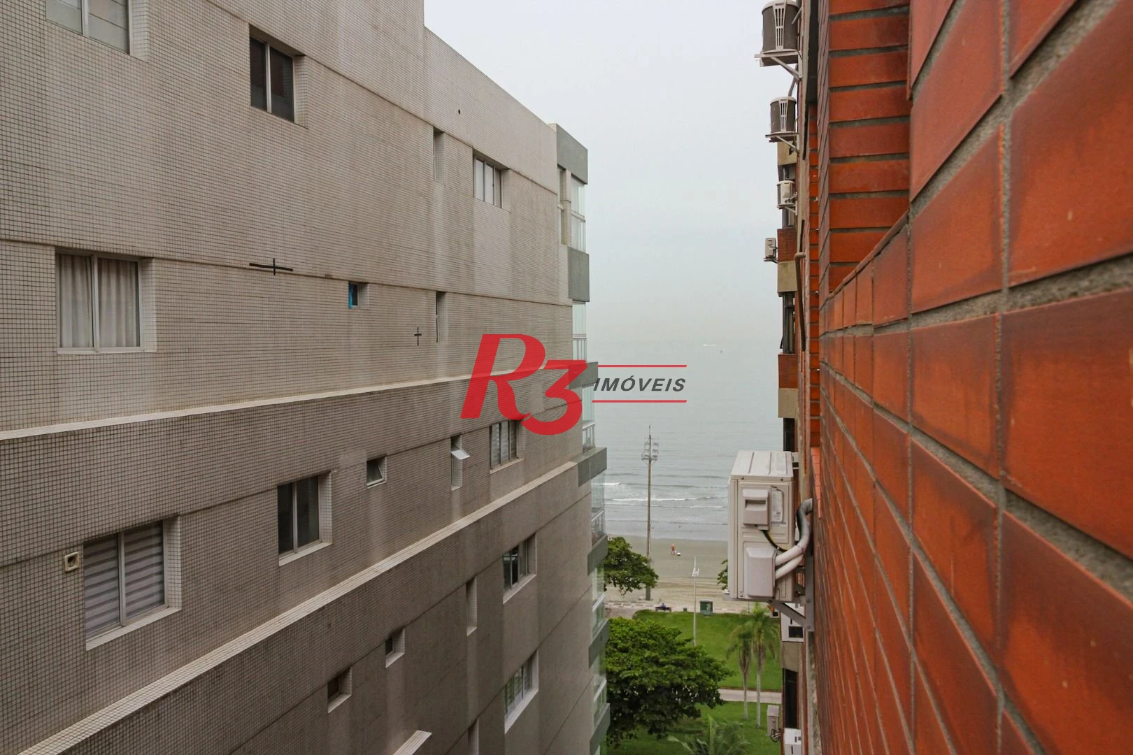Apartamento com 3 dormitórios à venda, 117 m² por R$ 1.650.000,00 - Boqueirão - Santos/SP