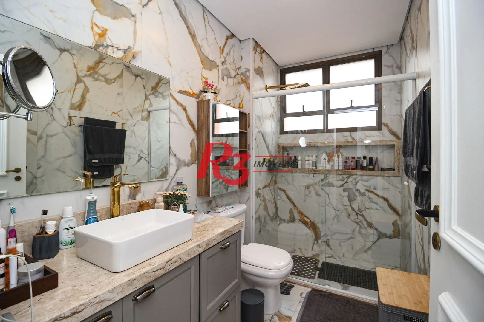 Apartamento com 3 dormitórios à venda, 117 m² por R$ 1.650.000,00 - Boqueirão - Santos/SP