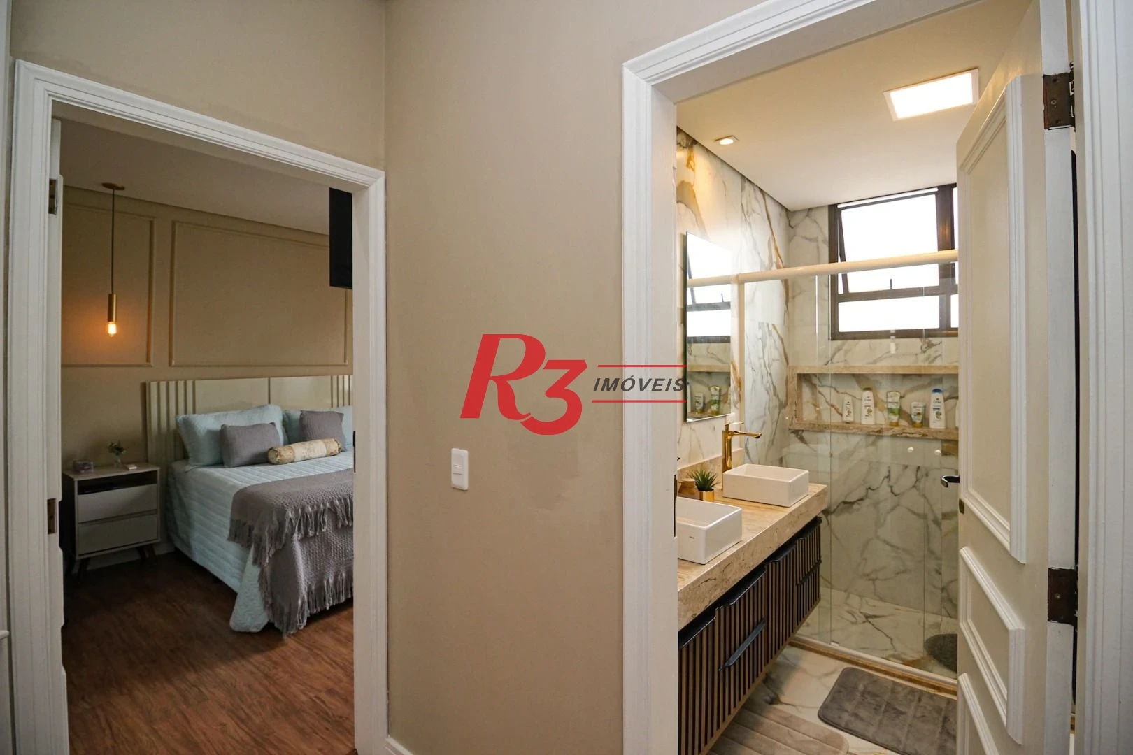 Apartamento com 3 dormitórios à venda, 117 m² por R$ 1.650.000,00 - Boqueirão - Santos/SP