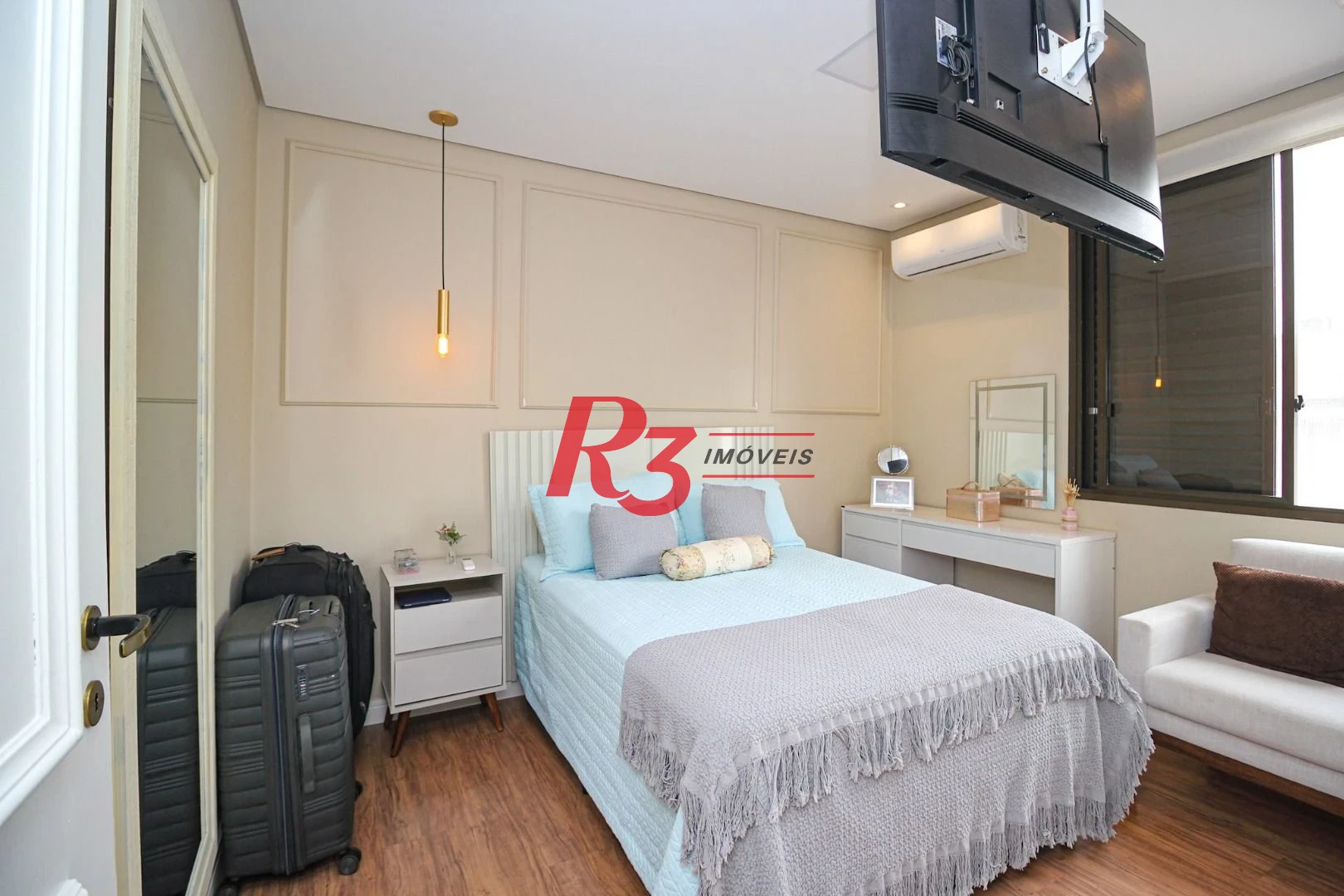 Apartamento com 3 dormitórios à venda, 117 m² por R$ 1.650.000,00 - Boqueirão - Santos/SP