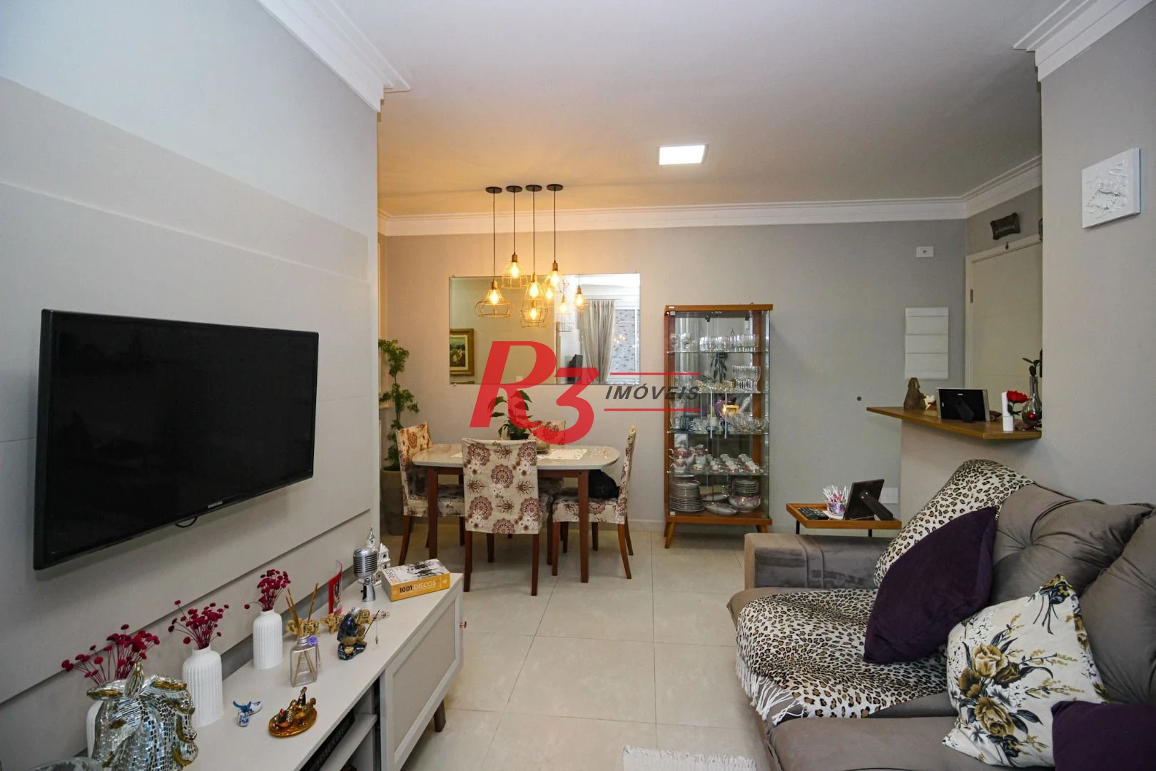 Apartamento com 2 dormitórios à venda, 65 m² por R$ 800.000,00 - Ponta da Praia - Santos/SP
