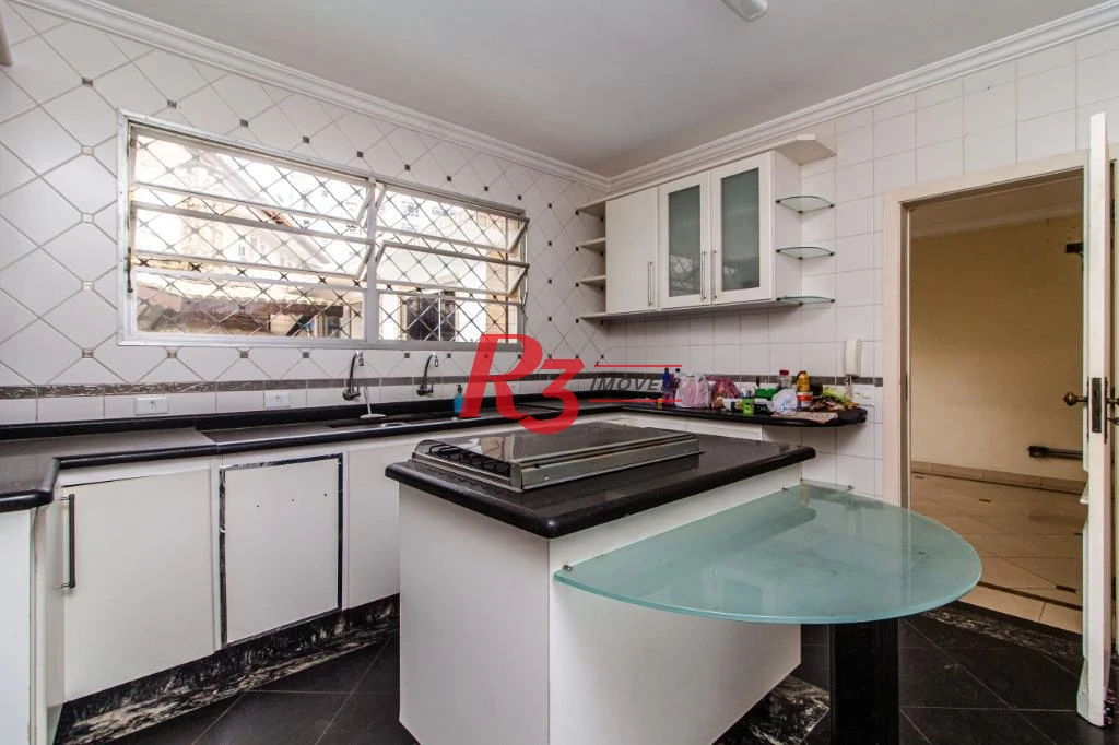 Casa com 4 dormitórios à venda, 255 m² por R$ 2.450.000,00 - Ponta da Praia - Santos/SP