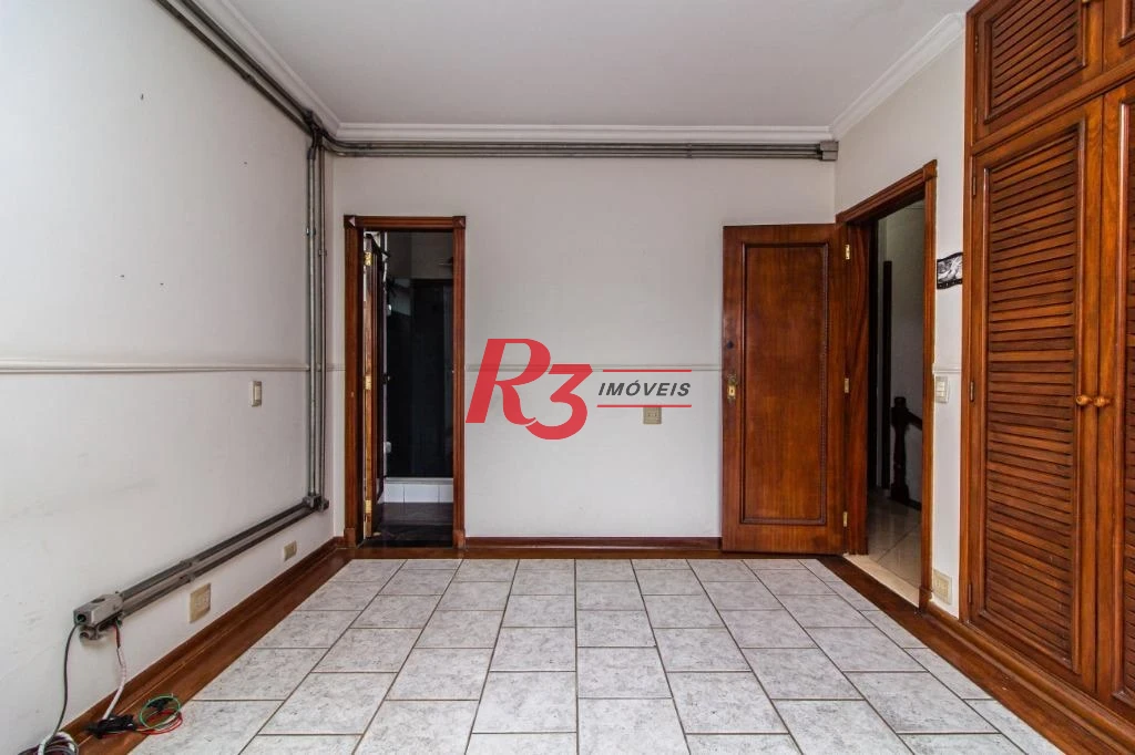Casa com 4 dormitórios à venda, 255 m² por R$ 2.450.000,00 - Ponta da Praia - Santos/SP