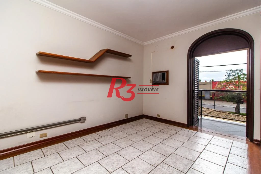 Casa com 4 dormitórios à venda, 255 m² por R$ 2.450.000,00 - Ponta da Praia - Santos/SP