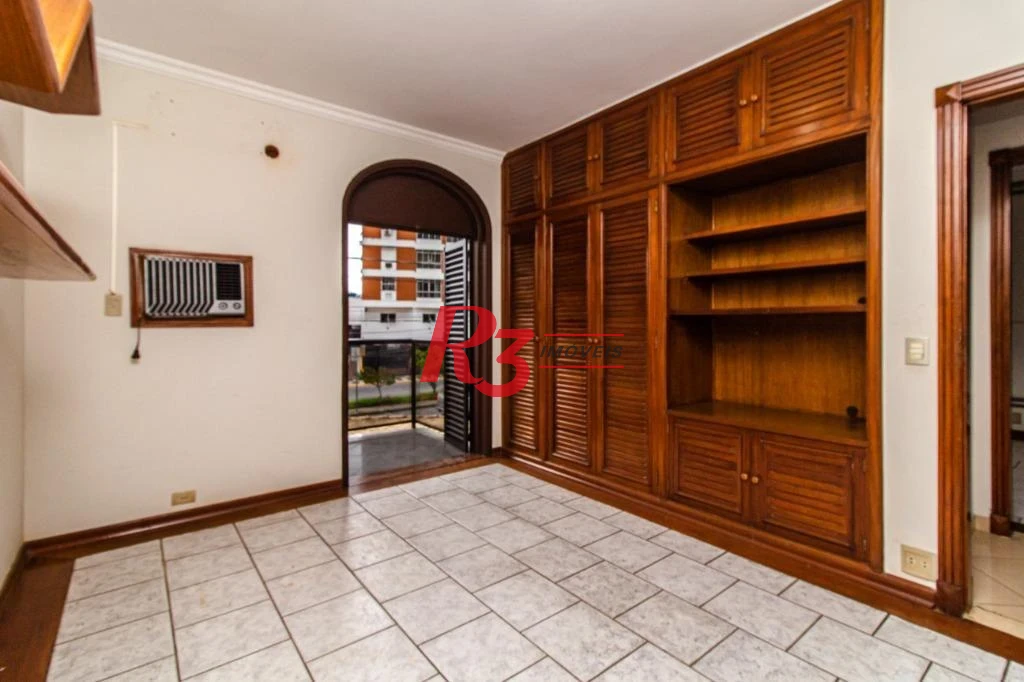 Casa com 4 dormitórios à venda, 255 m² por R$ 2.450.000,00 - Ponta da Praia - Santos/SP