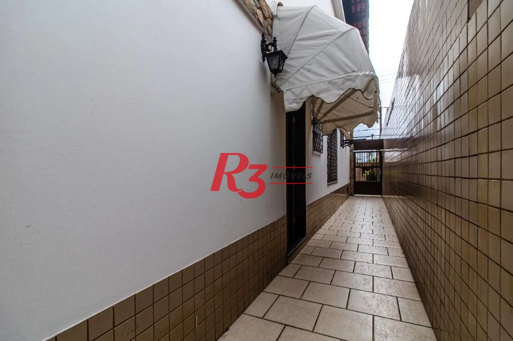 Casa com 4 dormitórios à venda, 255 m² por R$ 2.450.000,00 - Ponta da Praia - Santos/SP