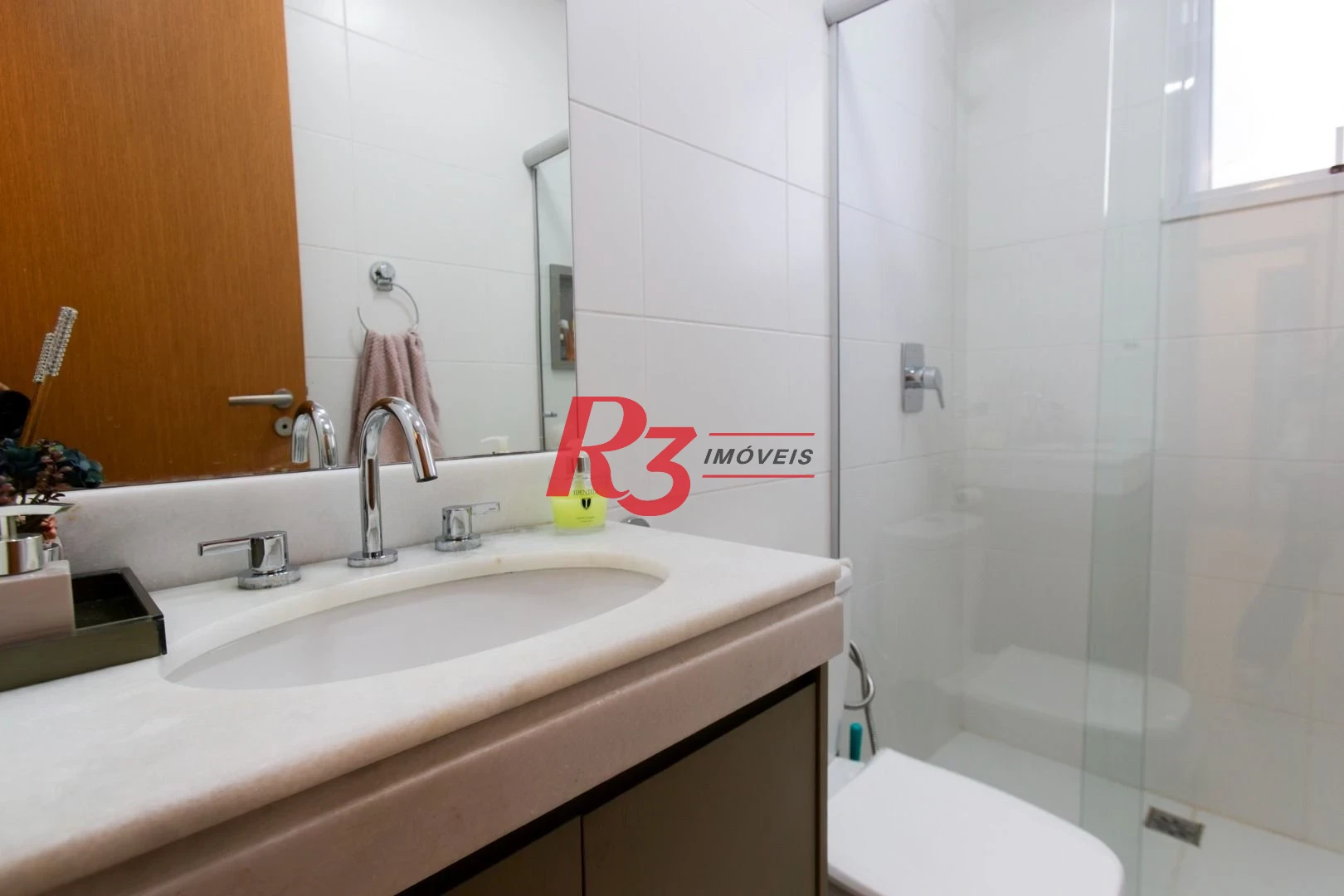Apartamento com 3 dormitórios à venda, 110 m² por R$ 1.800.000,00 - Boqueirão - Santos/SP