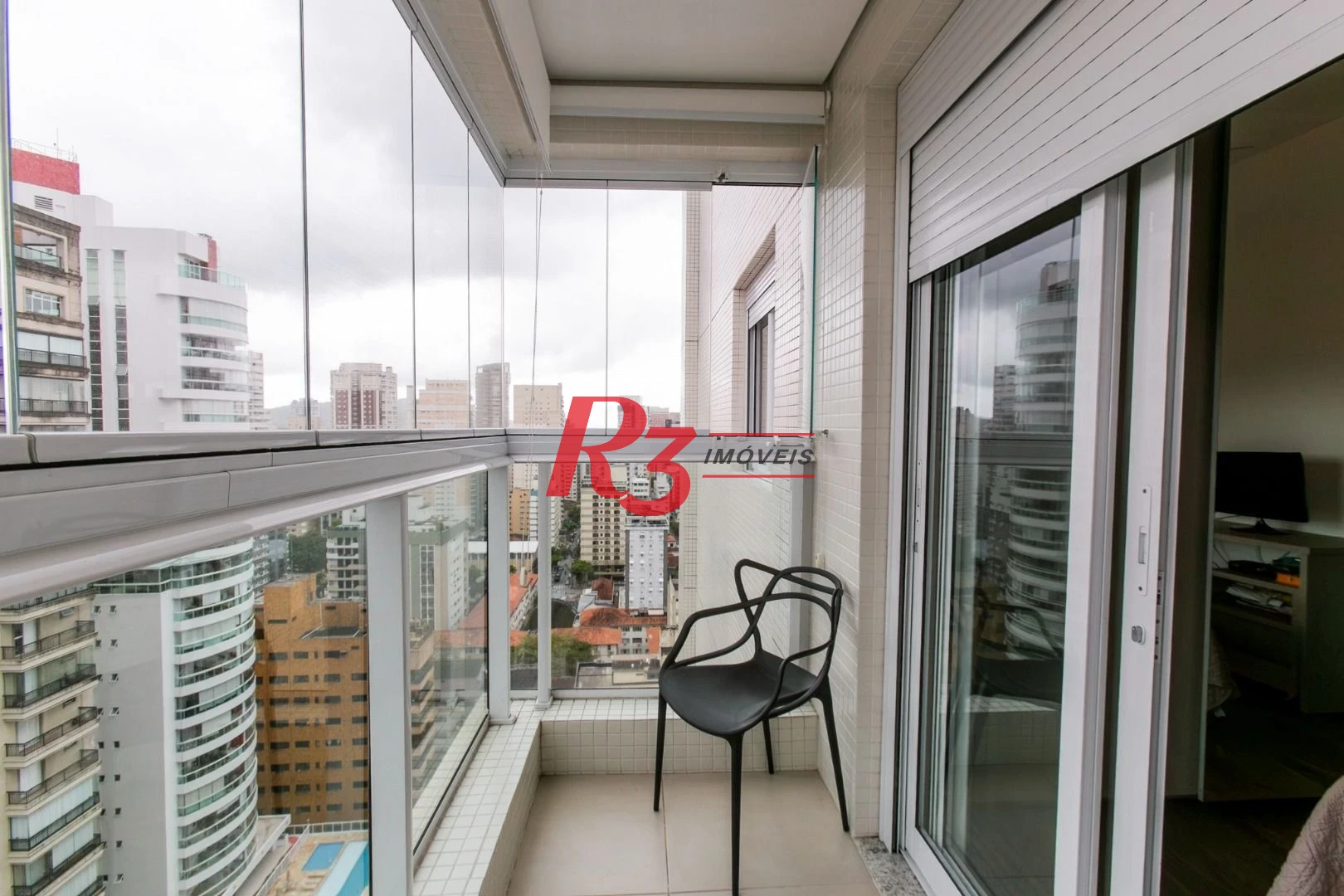 Apartamento com 3 dormitórios à venda, 110 m² por R$ 1.800.000,00 - Boqueirão - Santos/SP