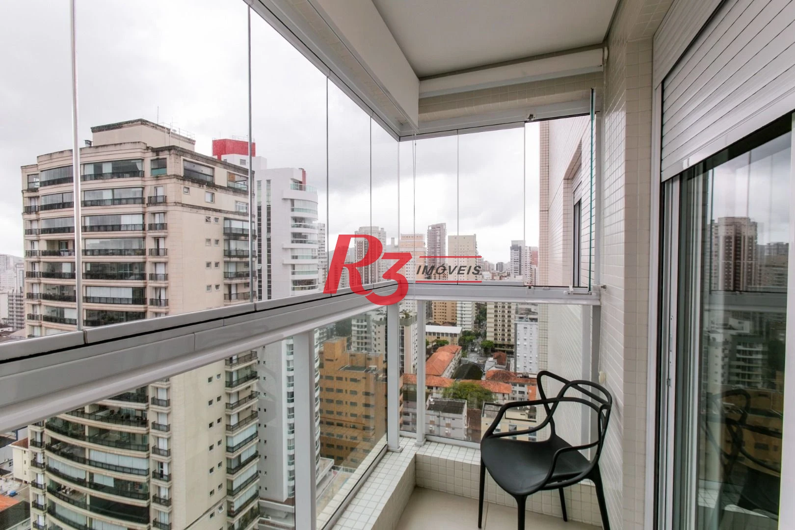 Apartamento com 3 dormitórios à venda, 110 m² por R$ 1.800.000,00 - Boqueirão - Santos/SP