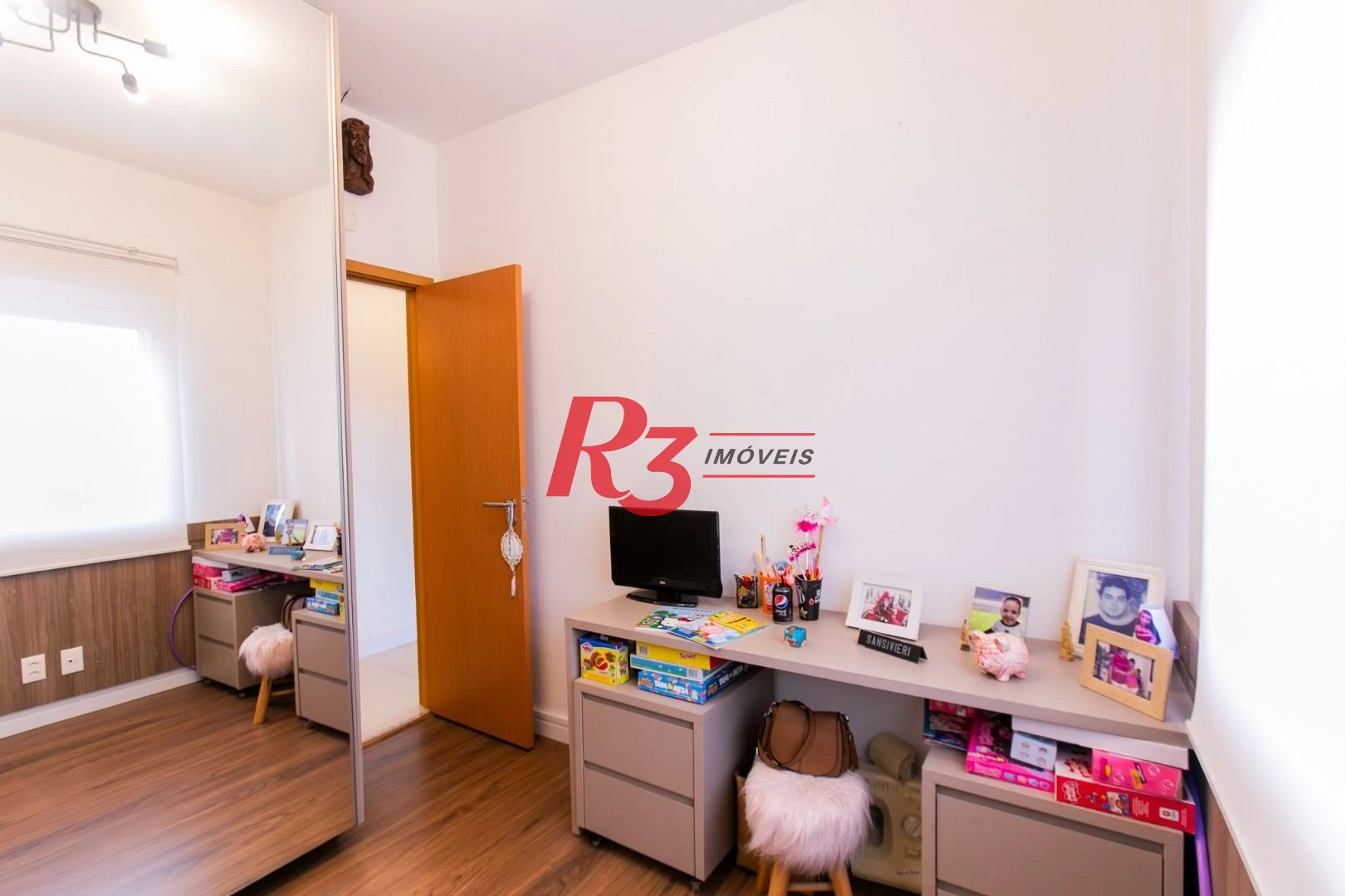 Apartamento com 3 dormitórios à venda, 110 m² por R$ 1.800.000,00 - Boqueirão - Santos/SP