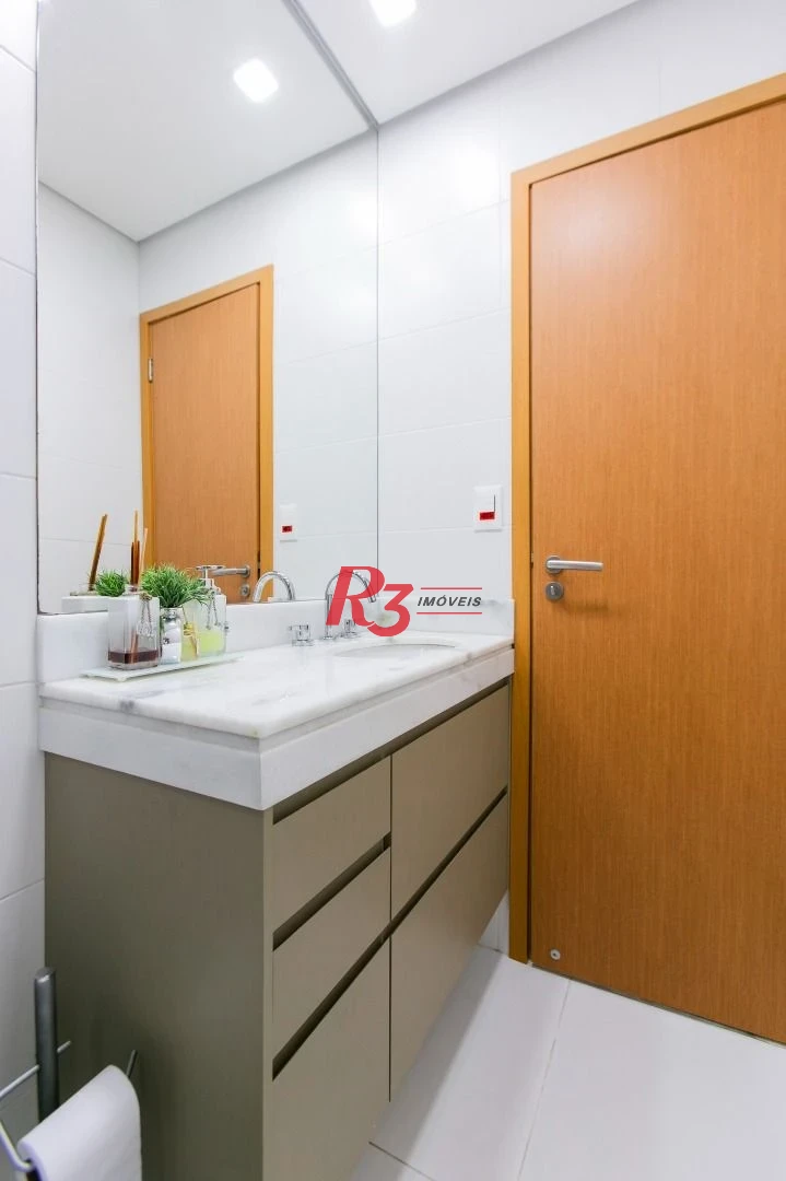 Apartamento com 3 dormitórios à venda, 110 m² por R$ 1.800.000,00 - Boqueirão - Santos/SP