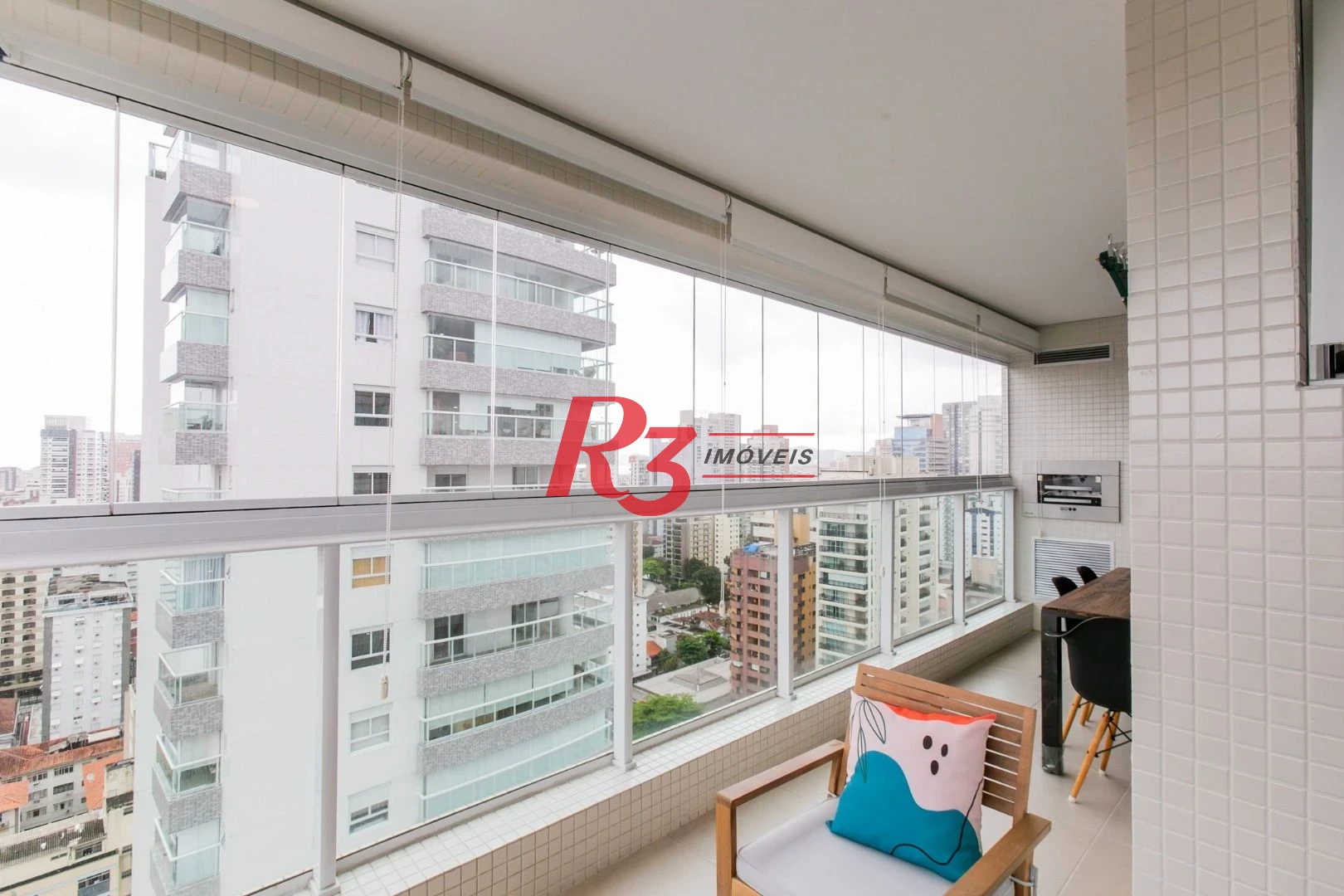 Apartamento com 3 dormitórios à venda, 110 m² por R$ 1.800.000,00 - Boqueirão - Santos/SP