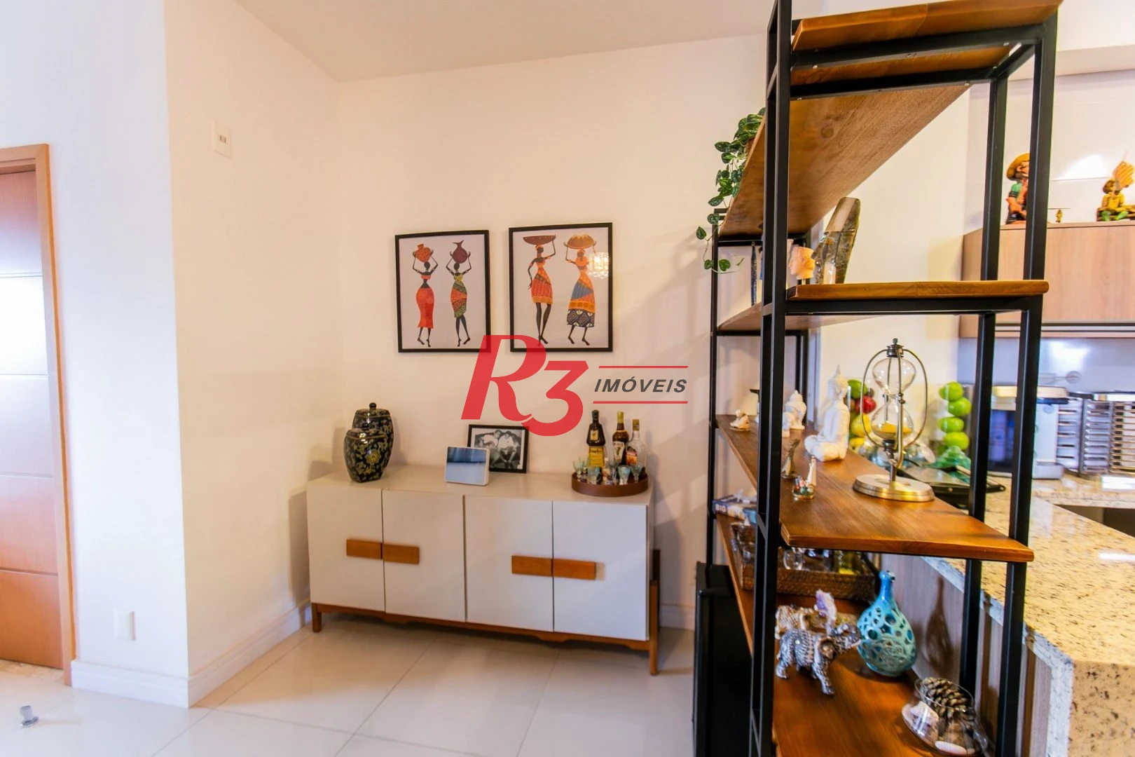 Apartamento com 3 dormitórios à venda, 110 m² por R$ 1.800.000,00 - Boqueirão - Santos/SP
