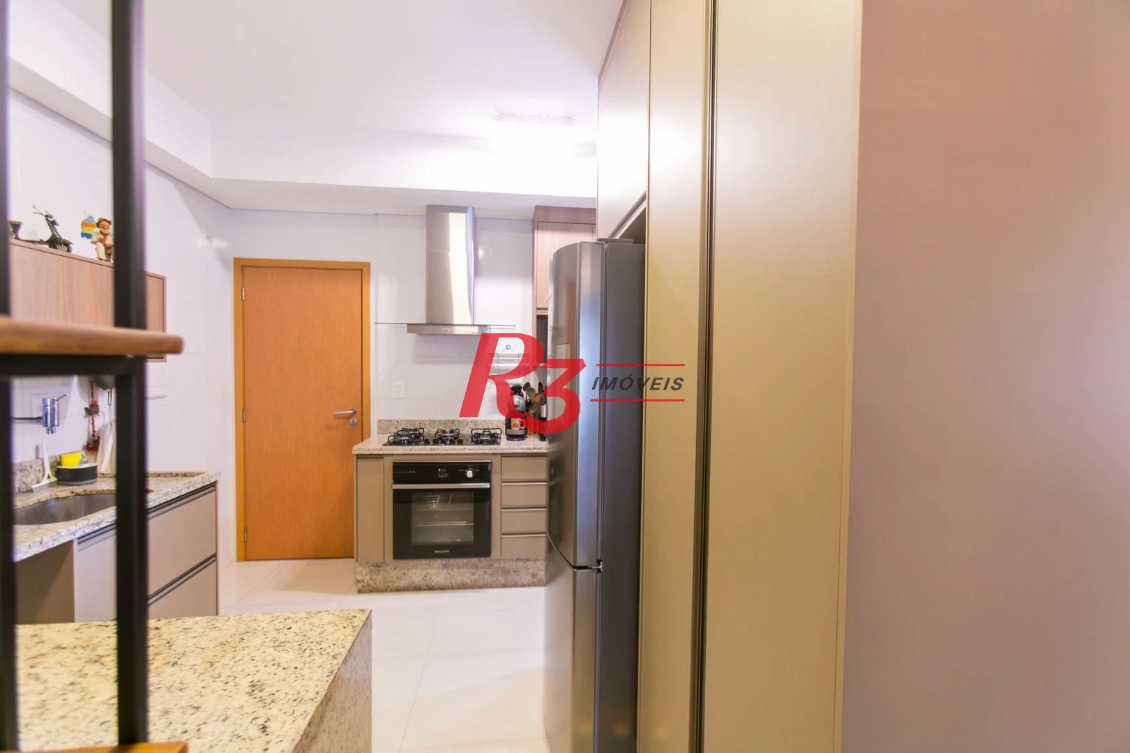 Apartamento com 3 dormitórios à venda, 110 m² por R$ 1.800.000,00 - Boqueirão - Santos/SP