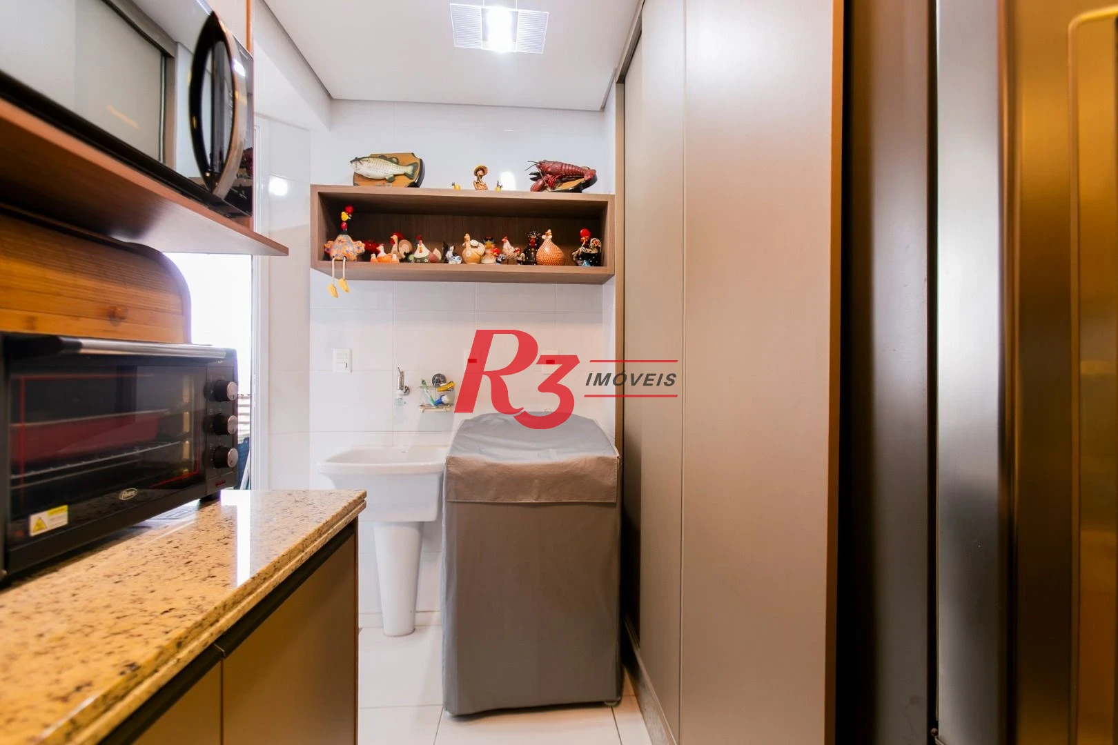Apartamento com 3 dormitórios à venda, 110 m² por R$ 1.800.000,00 - Boqueirão - Santos/SP