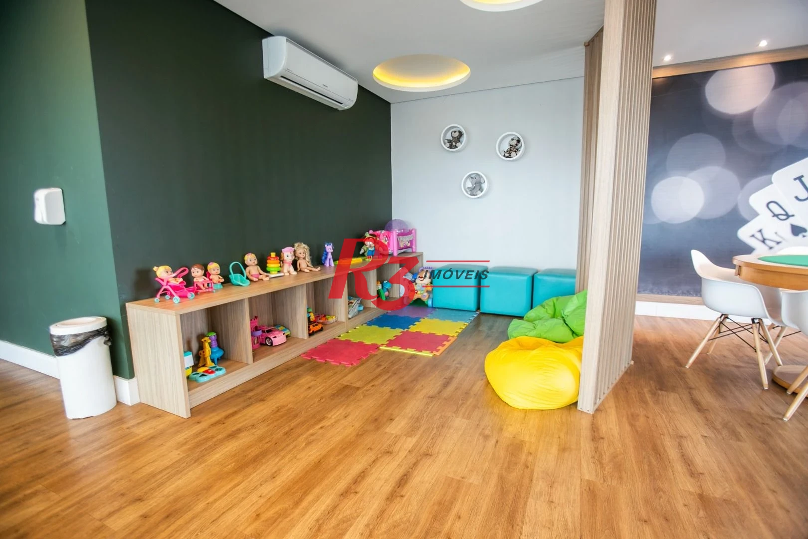 Apartamento com 3 dormitórios à venda, 110 m² por R$ 1.800.000,00 - Boqueirão - Santos/SP