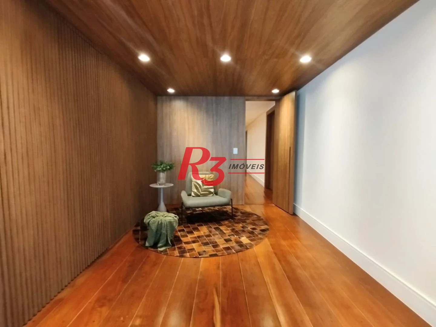 Apartamento com 4 dormitórios à venda, 318 m² por R$ 3.400.000,00 - Gonzaga - Santos/SP