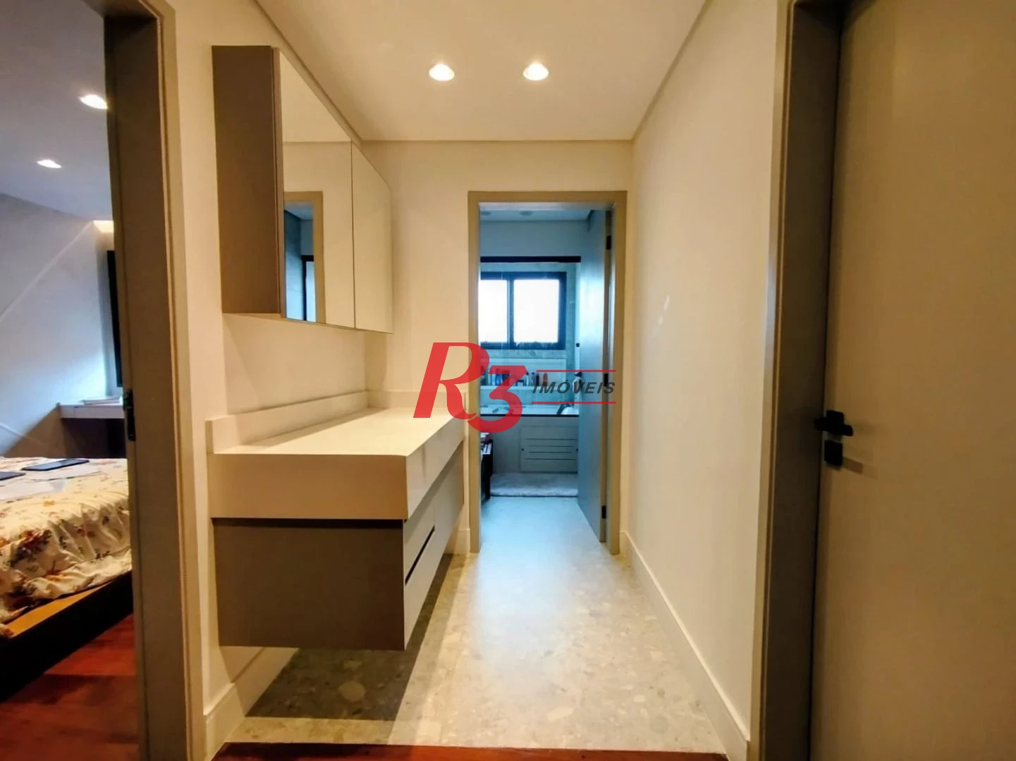 Apartamento com 4 dormitórios à venda, 318 m² por R$ 3.400.000,00 - Gonzaga - Santos/SP