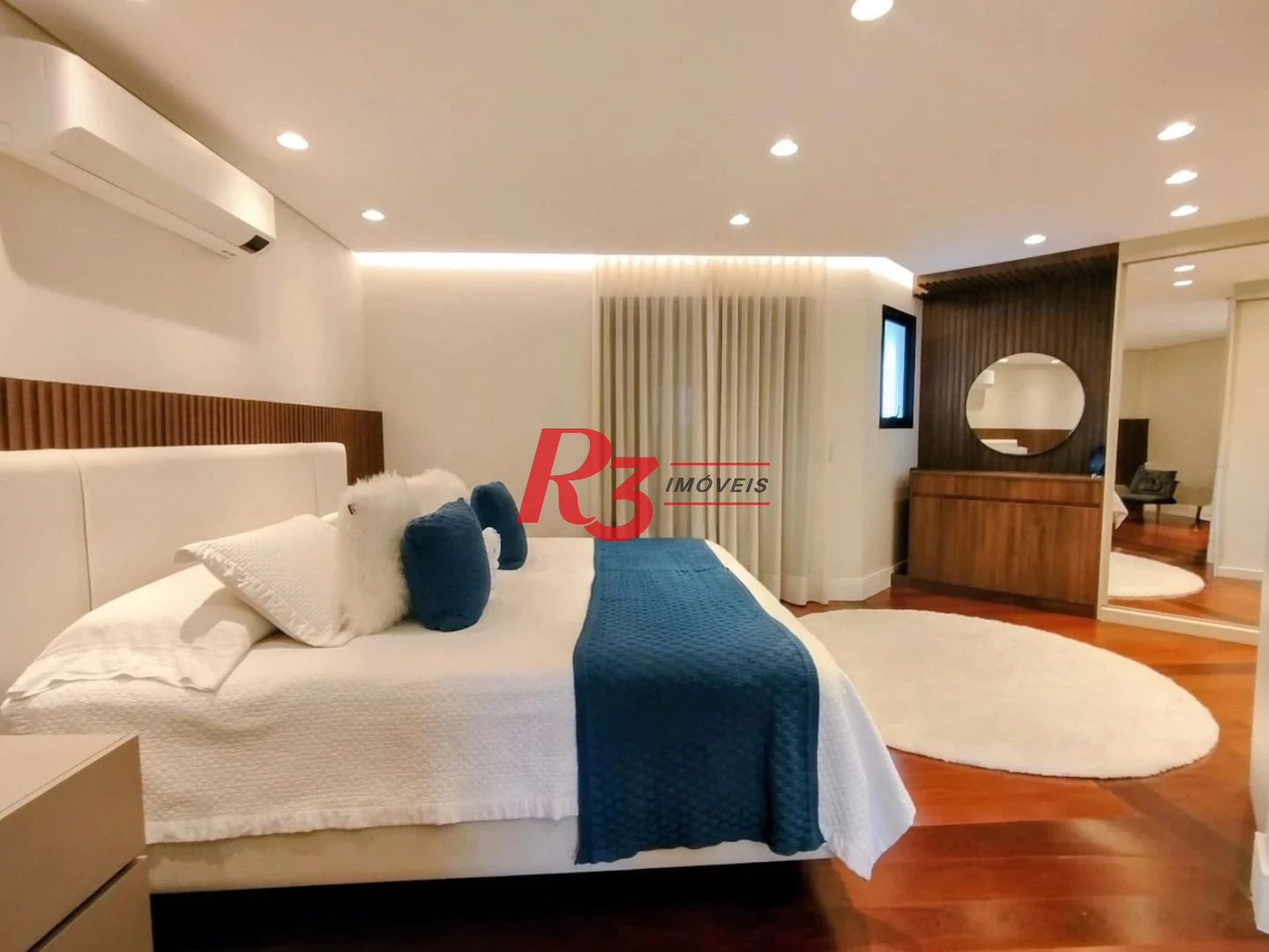 Apartamento com 4 dormitórios à venda, 318 m² por R$ 3.400.000,00 - Gonzaga - Santos/SP